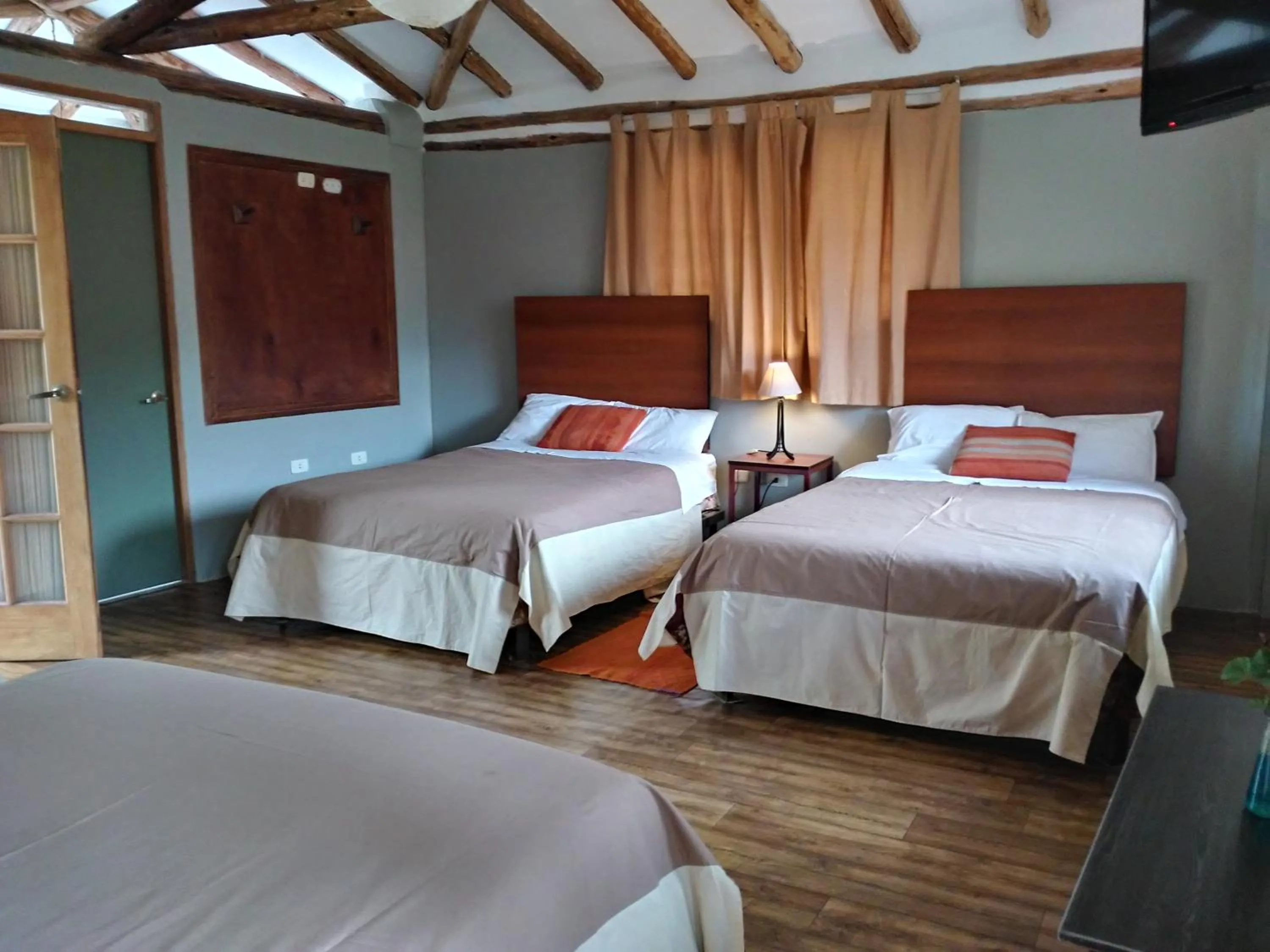 Bedroom, Bed in Hotel Pisonay Pueblo