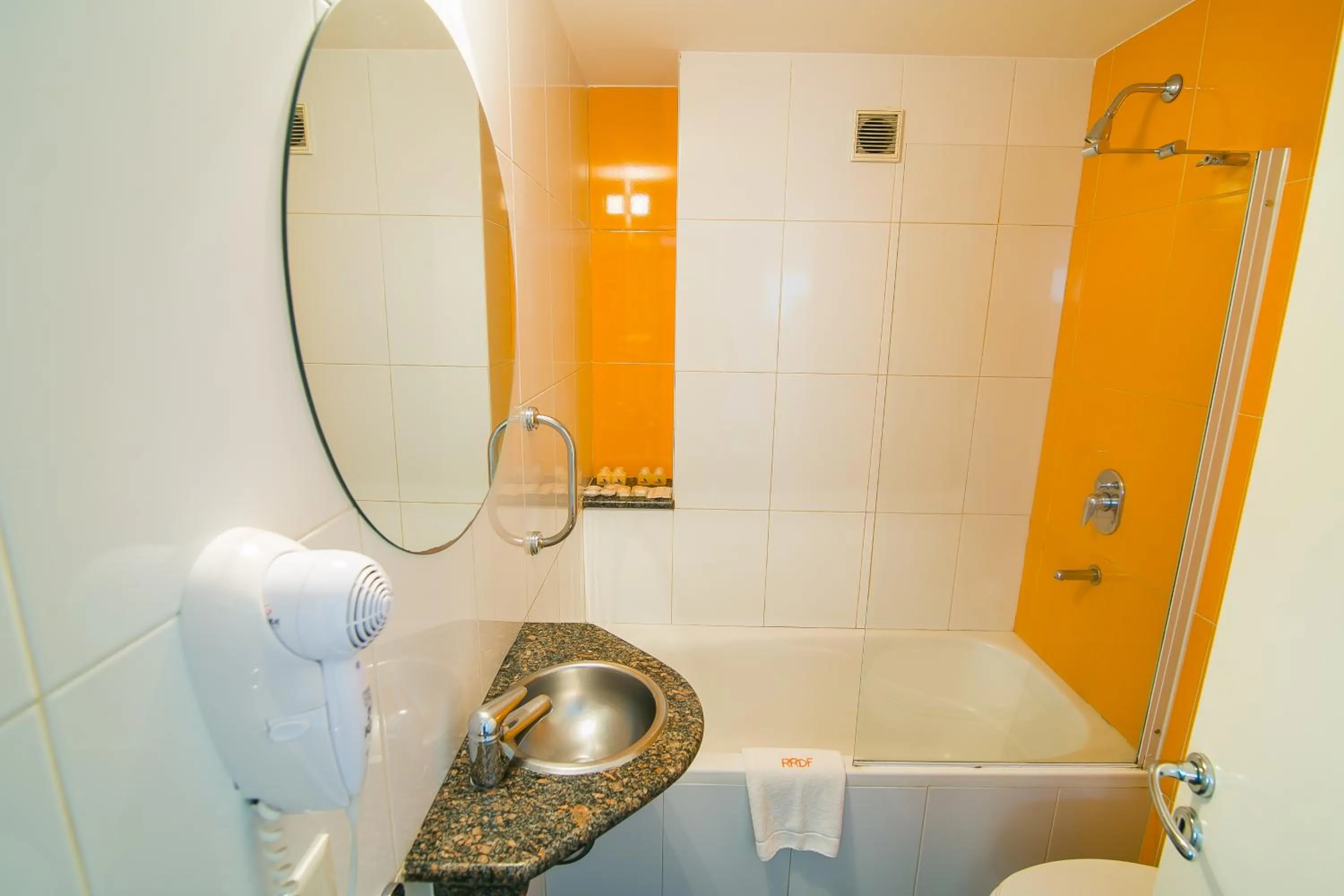 Bathroom in Roberta Rosa De Fontana Suites