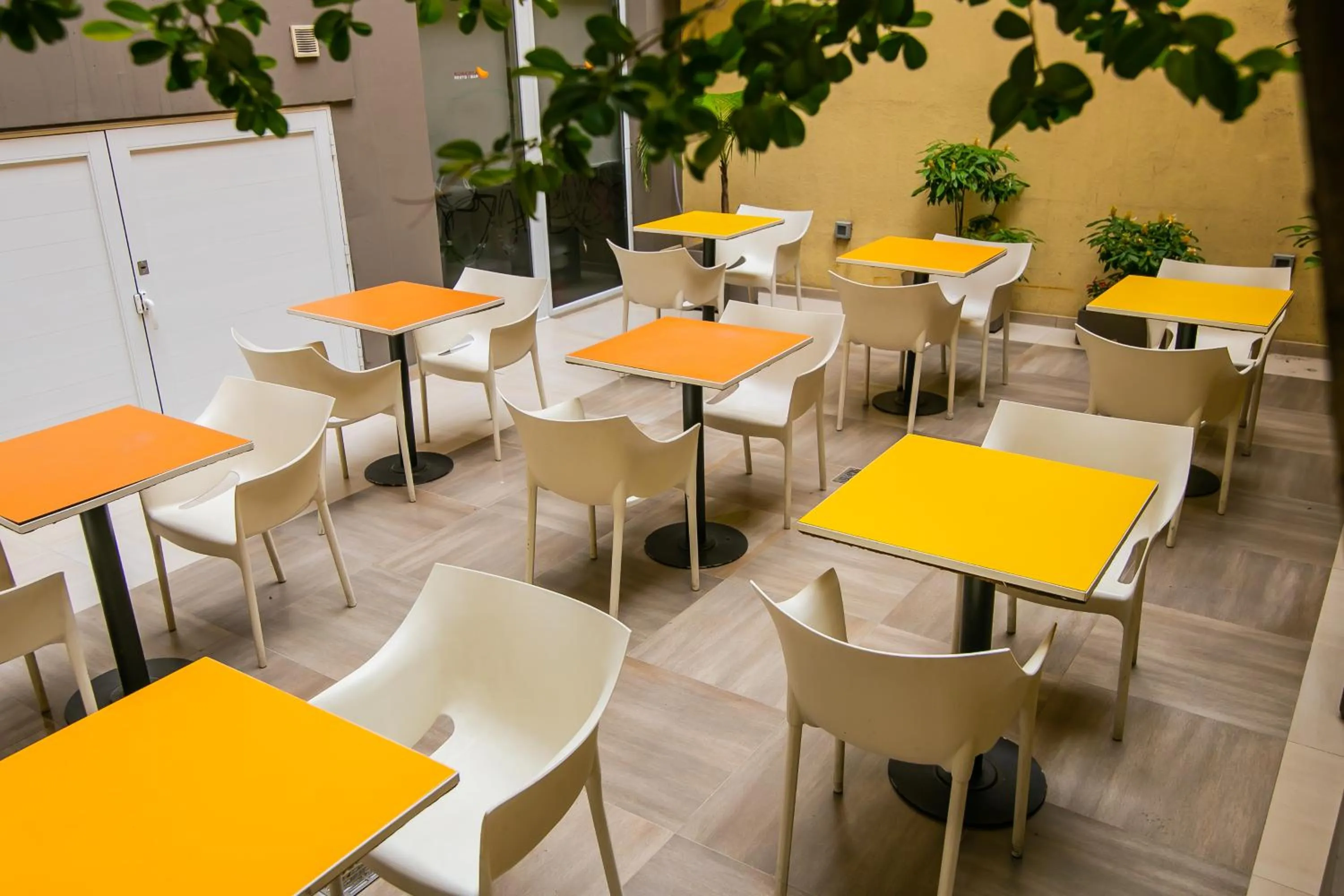 Patio in Roberta Rosa De Fontana Suites