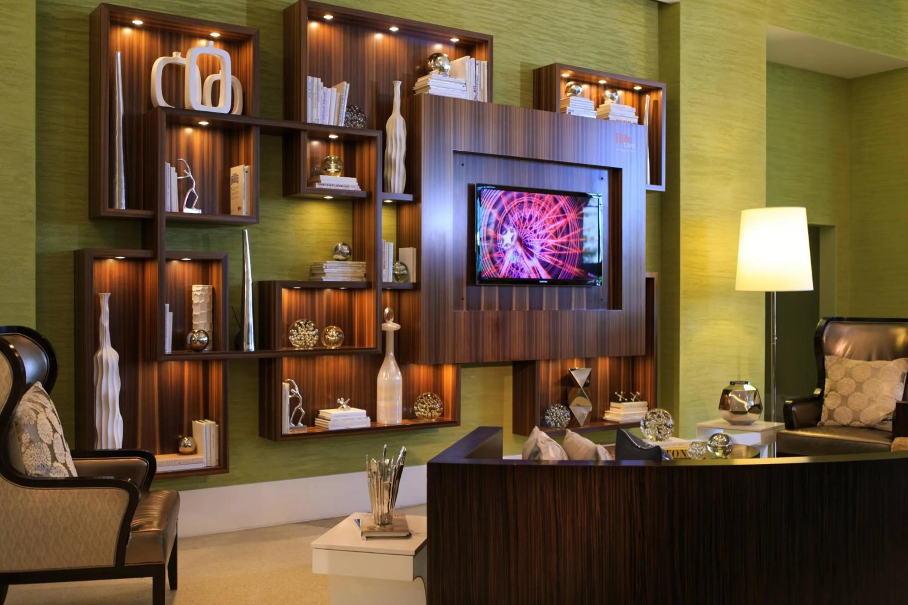 Lobby or reception in Renaissance Arlington Capital View Hotel