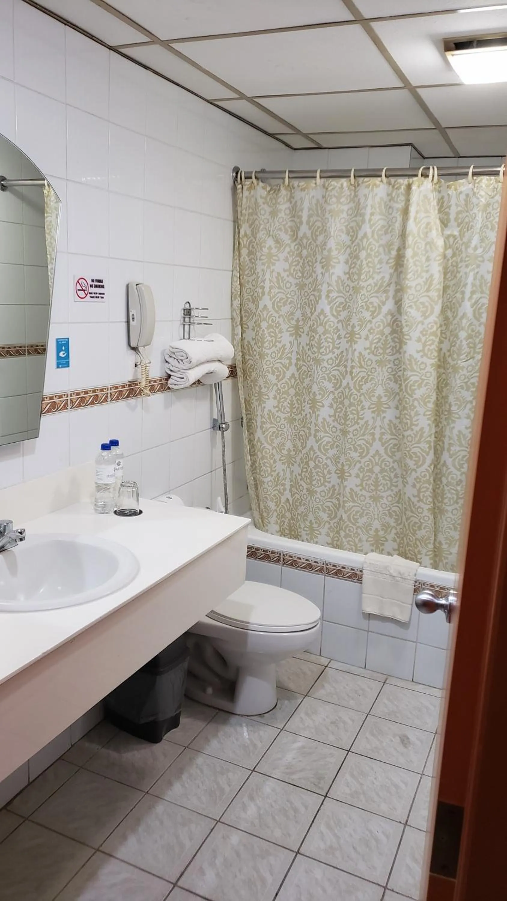 Bathroom in Hotel Ramada