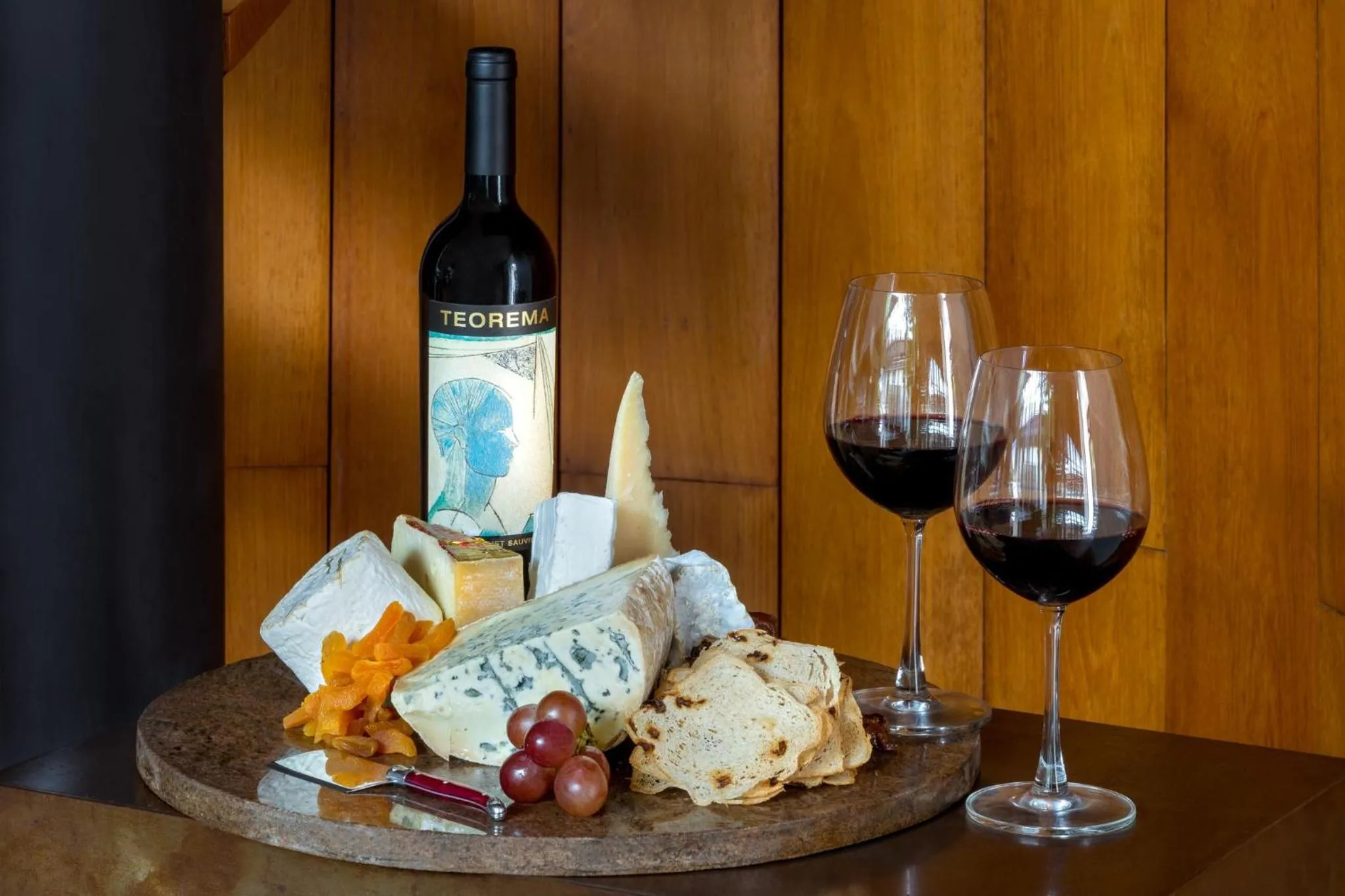 Food and drinks in Twinpalms Surin Beach Phuket