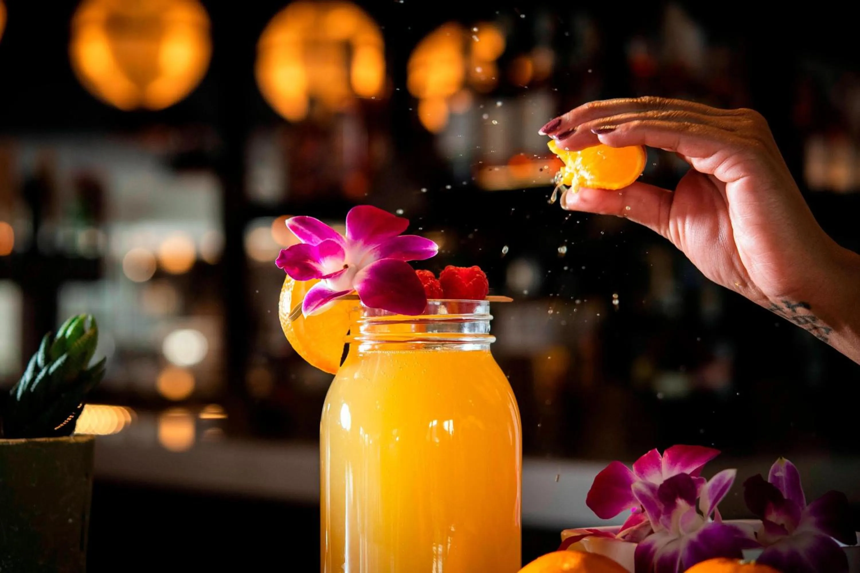 Lounge or bar in Courtyard Fort Wayne Downtown at Grand Wayne Convention Center