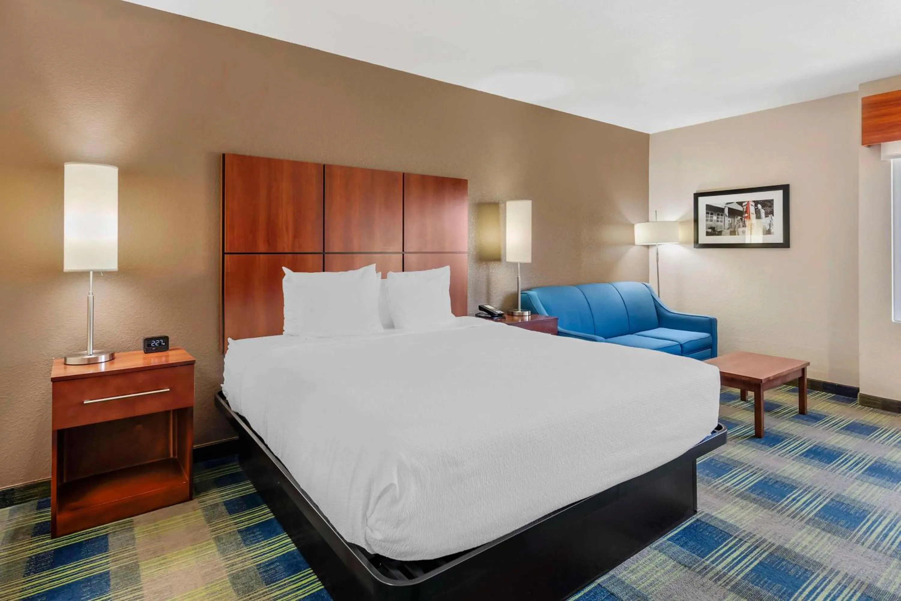 Bedroom, Bed in Best Western Plus Heritage Inn Ontario Rancho Cucamonga