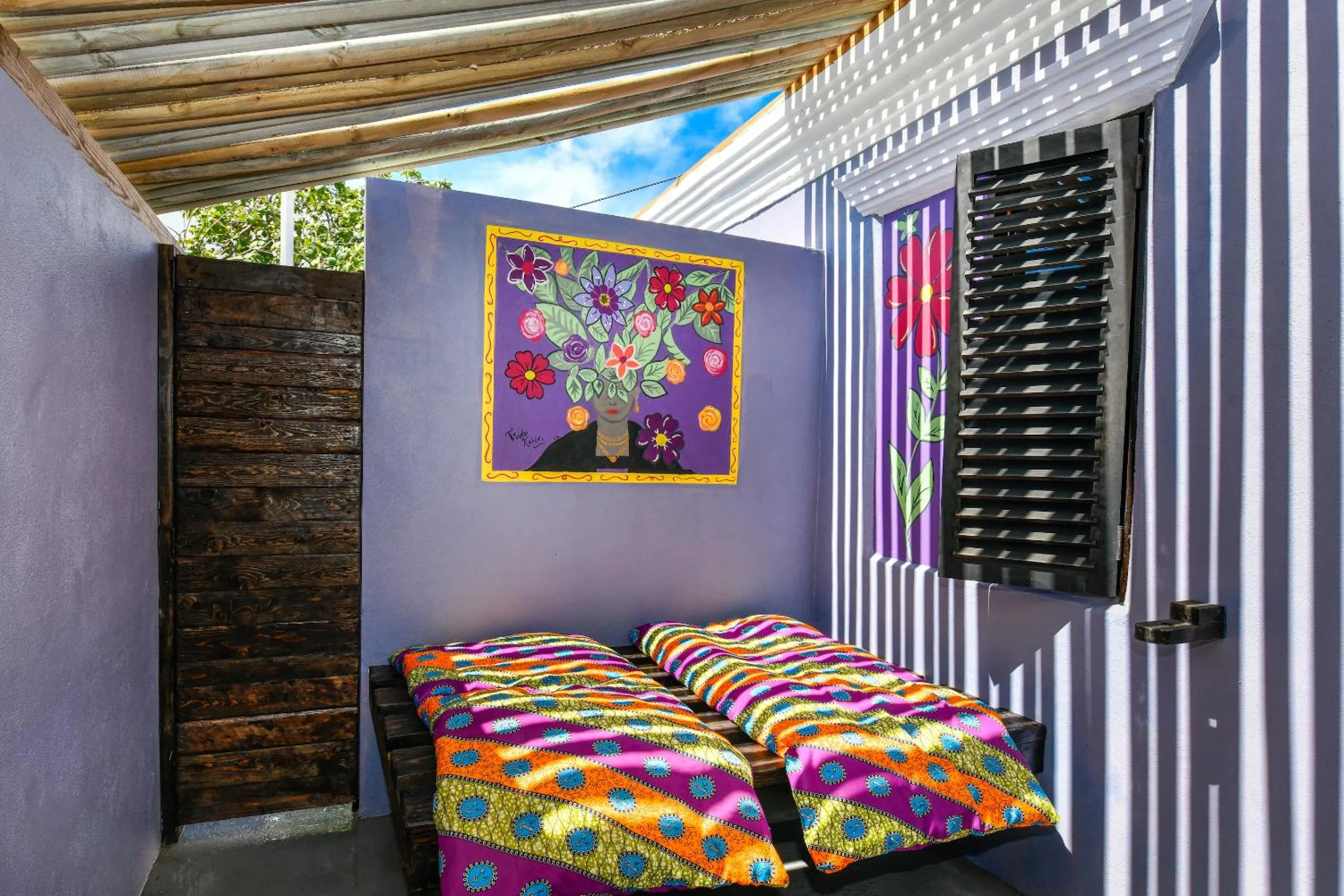 Patio, Bed in Mammaloe