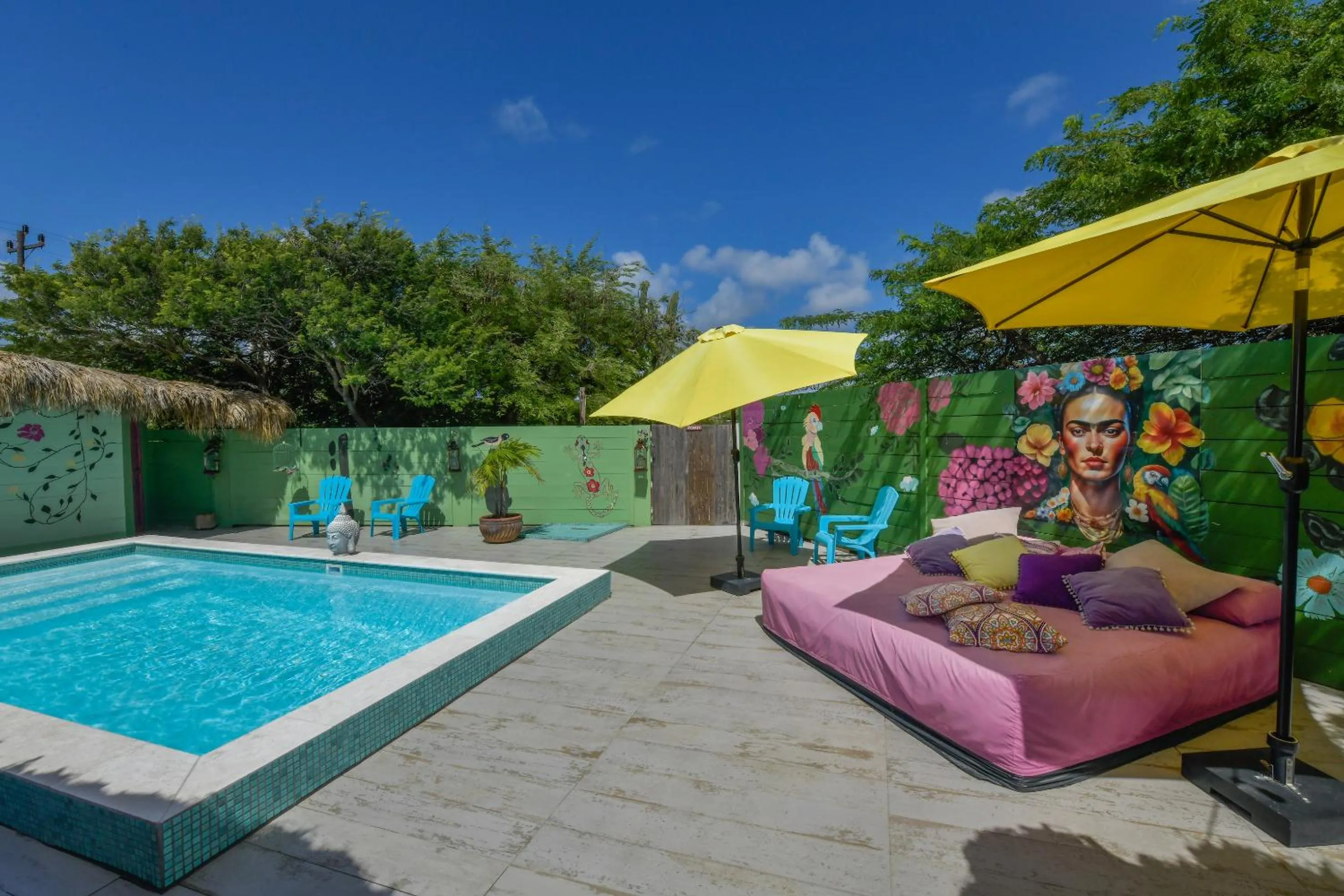 Pool view in Mammaloe