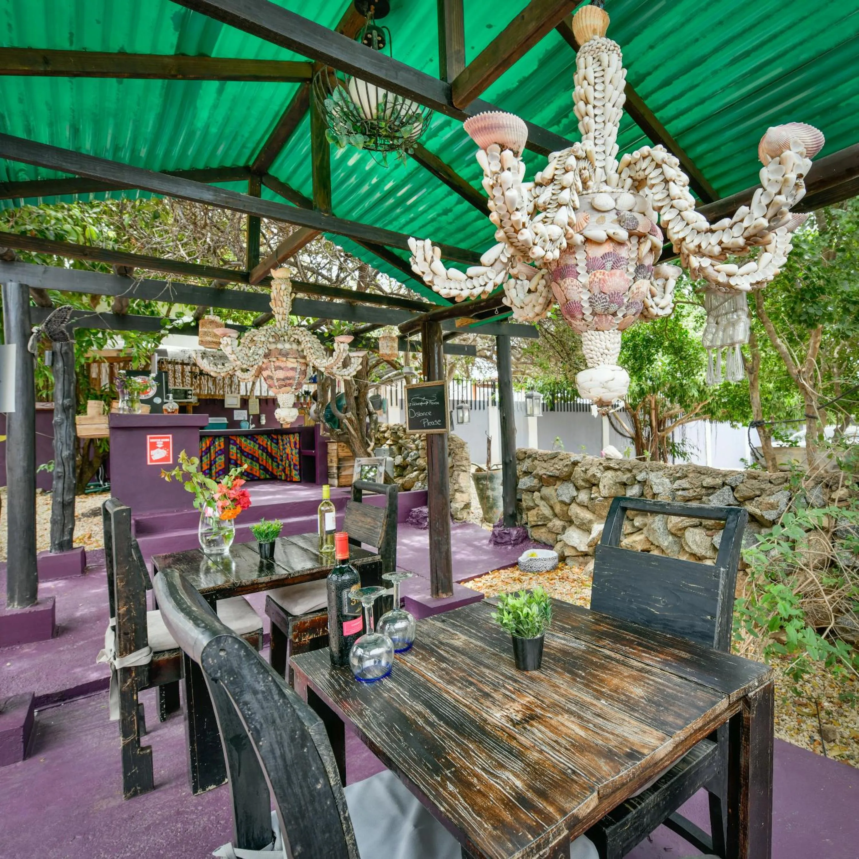 Restaurant/places to eat in Mammaloe