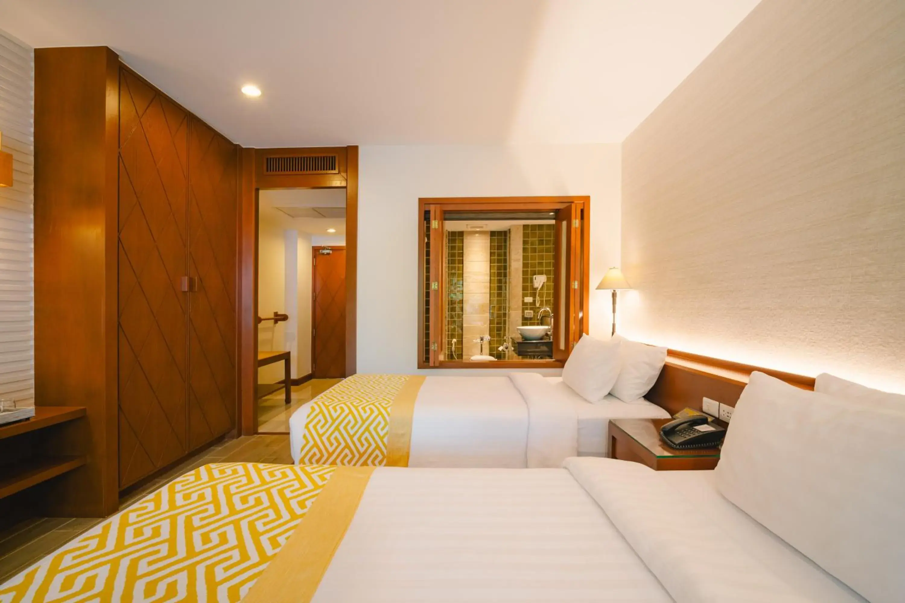 Deluxe Twin Room – Royal Wing 2 Single bed in The Royal Paradise Hotel & Spa - SHA Extra Plus Deluxe Twin Room – Royal Wing 2 Single bed in The Royal Paradise Hotel & Spa - SHA Extra Plus