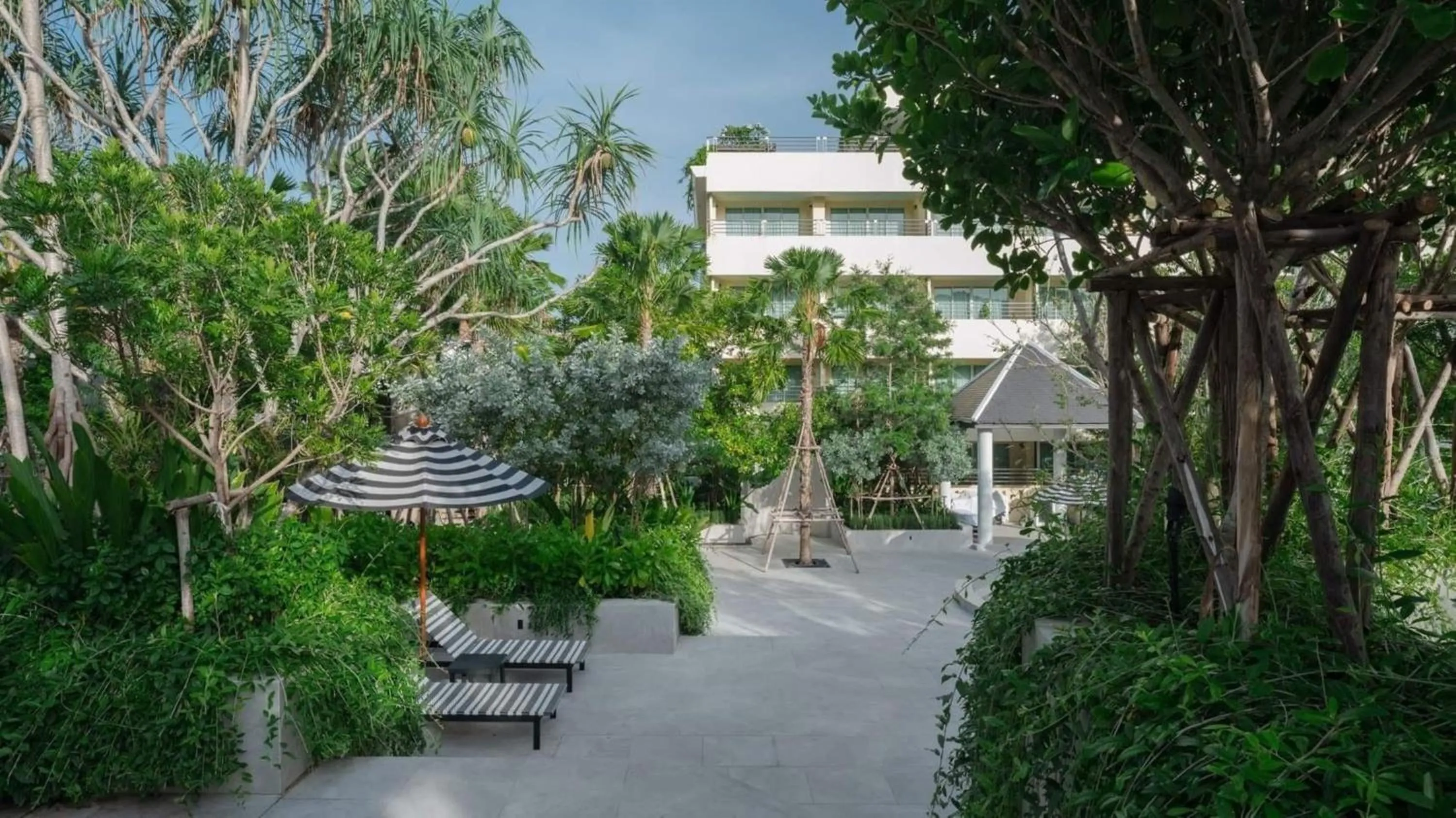 Swimming pool in The Royal Paradise Hotel & Spa
