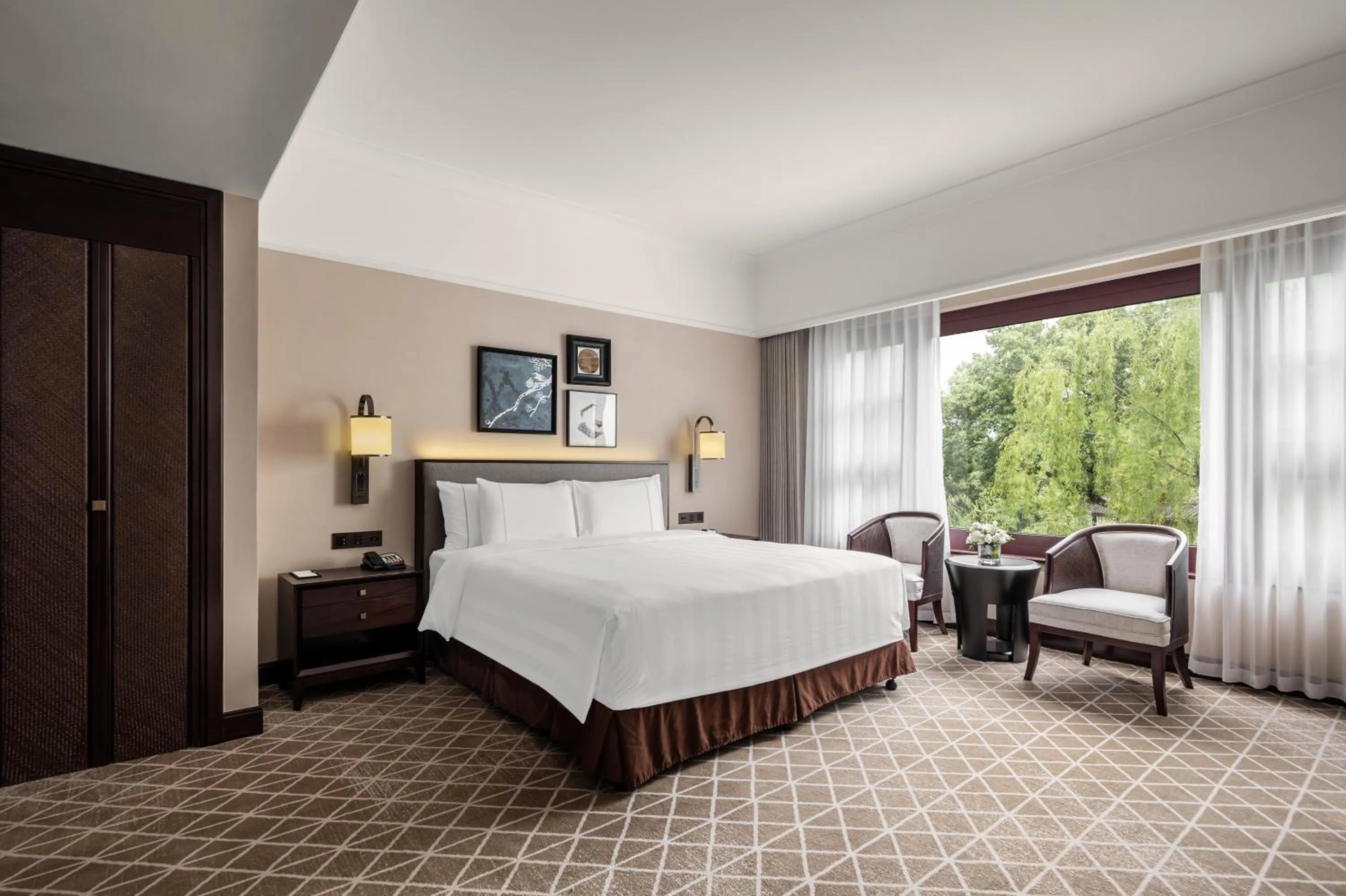 Bedroom, Bed in Pan Pacific Suzhou -Including unlimited access to the 4A-level Panmen Scenic Area