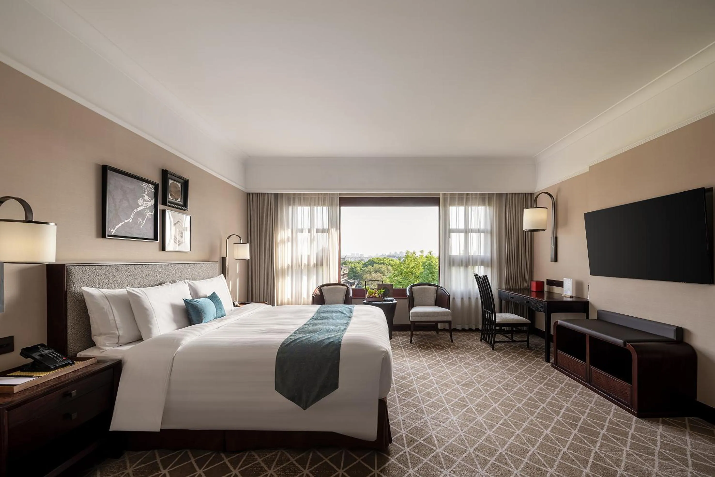 Photo of the whole room, Bed in Pan Pacific Suzhou -Including unlimited access to the 4A-level Panmen Scenic Area