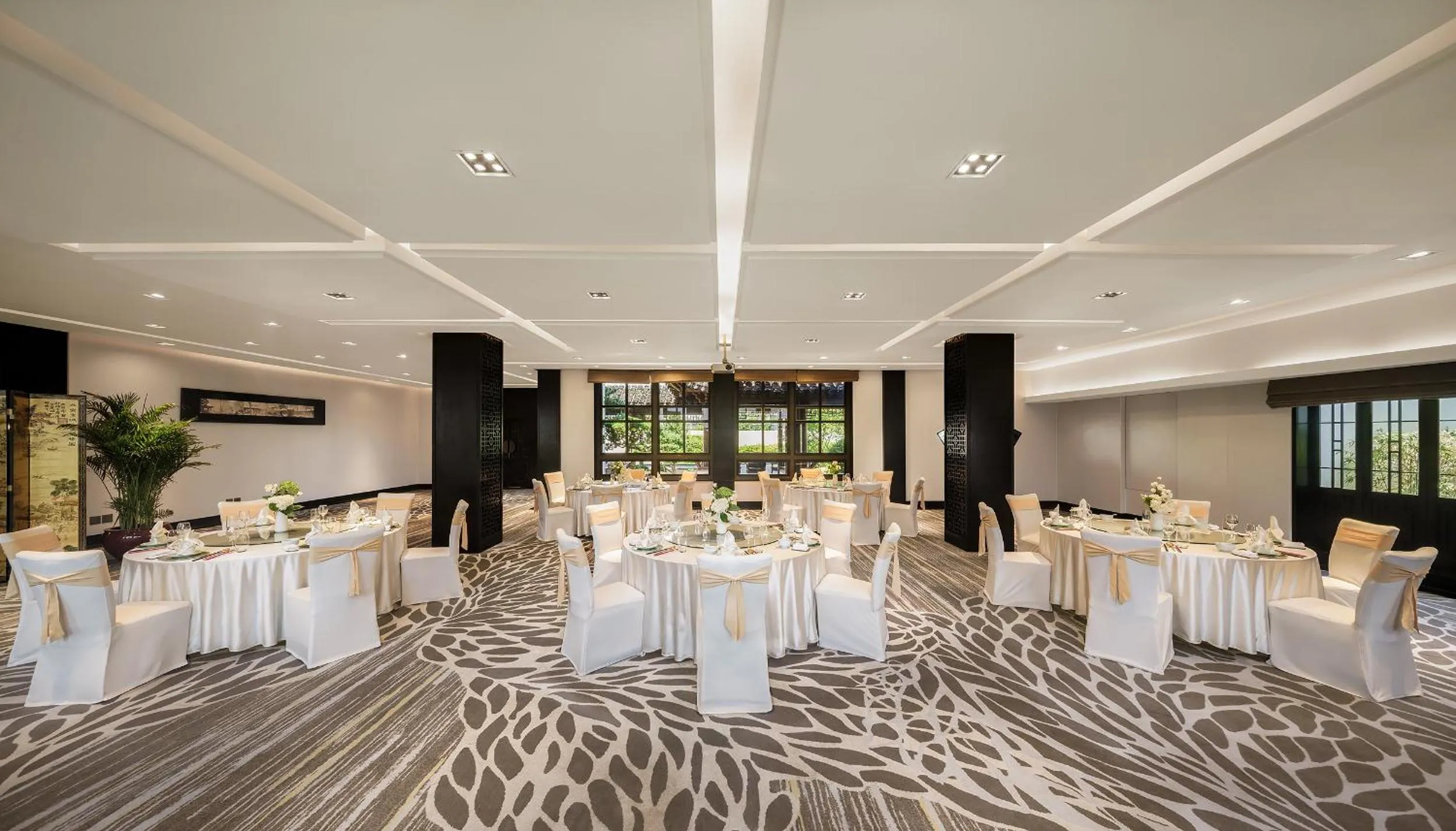Banquet/Function facilities in Pan Pacific Suzhou -Including unlimited access to the 4A-level Panmen Scenic Area