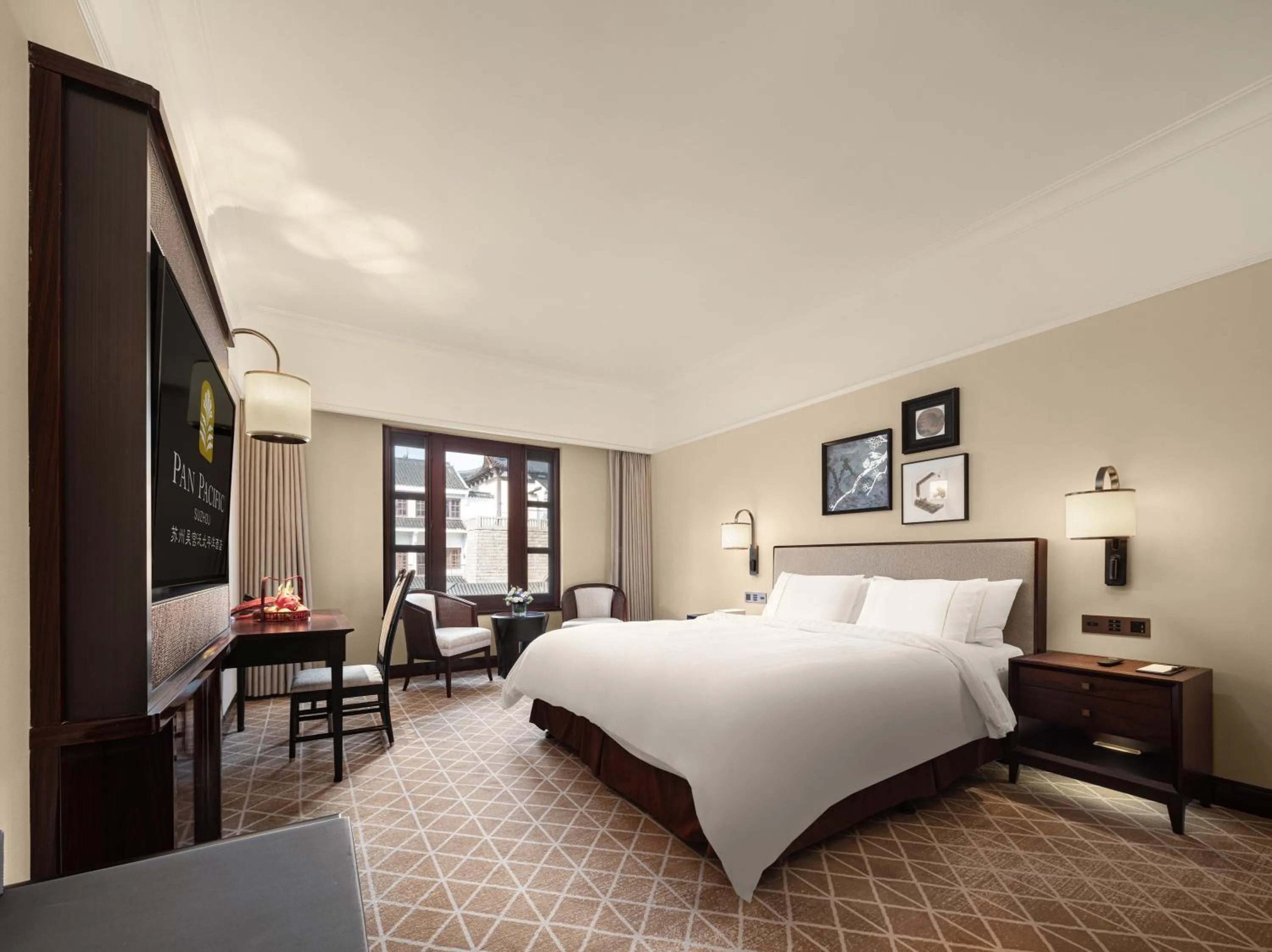 Bedroom, Bed in Pan Pacific Suzhou -Including unlimited access to the 4A-level Panmen Scenic Area
