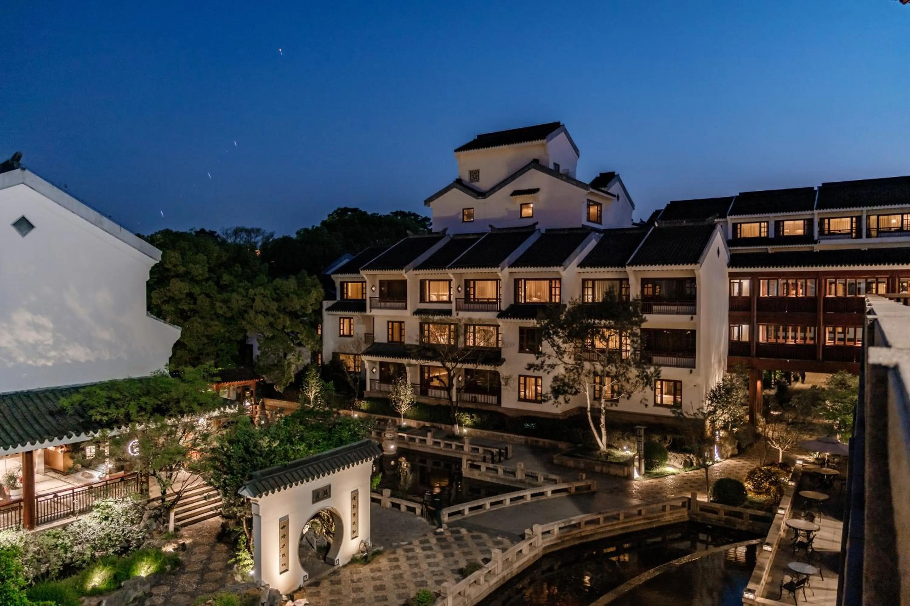 Property building in Pan Pacific Suzhou -Including unlimited access to the 4A-level Panmen Scenic Area