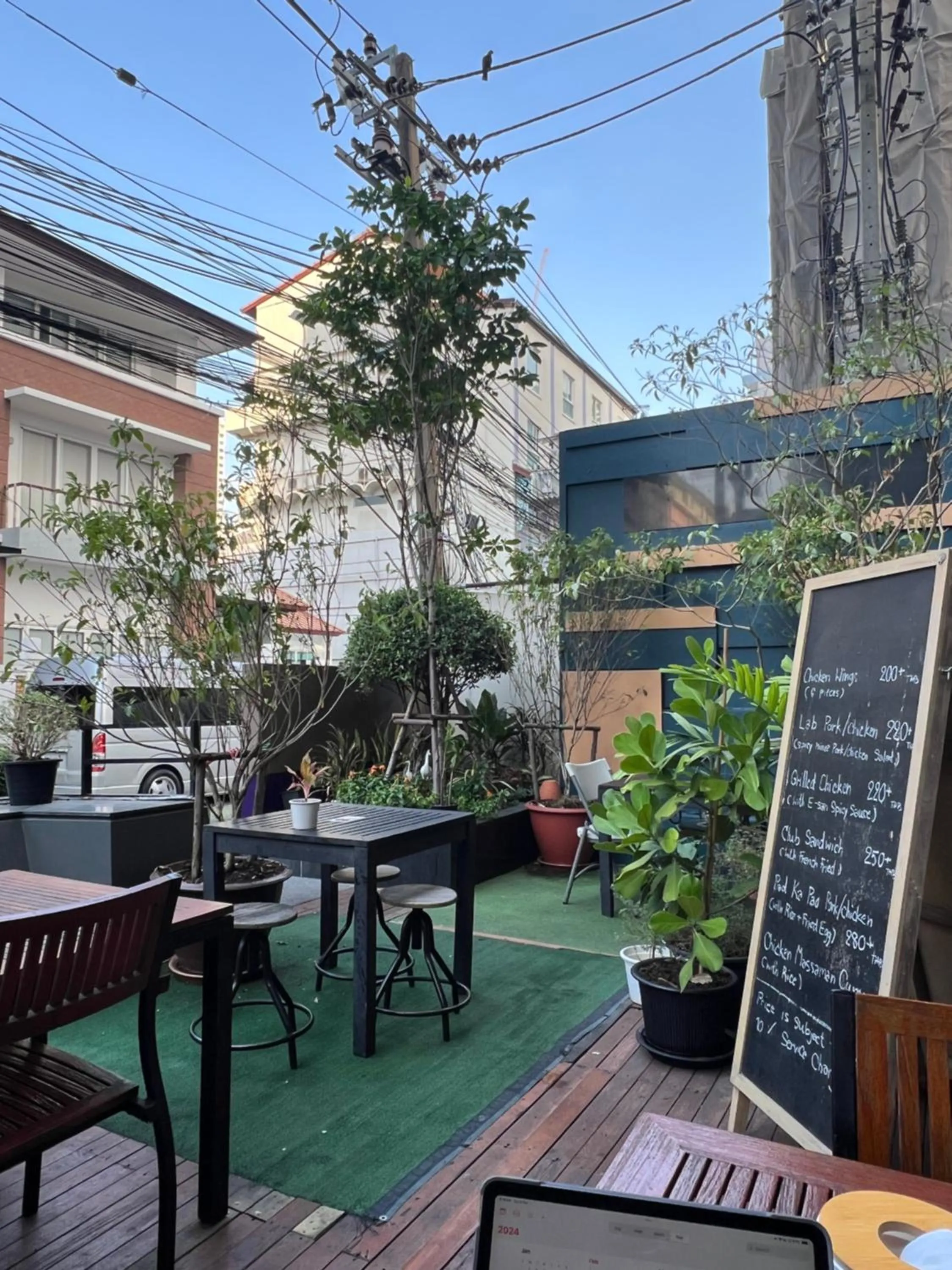 Restaurant/places to eat in Citadines Sukhumvit 8 Bangkok