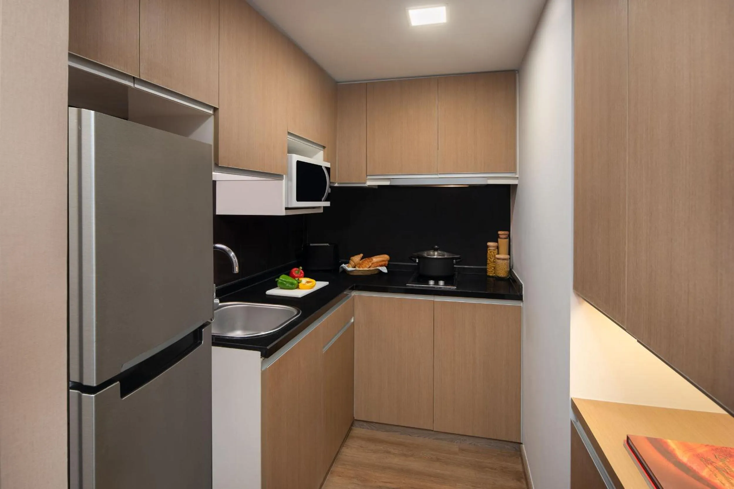 Kitchen or kitchenette in Citadines Sukhumvit 8 Bangkok