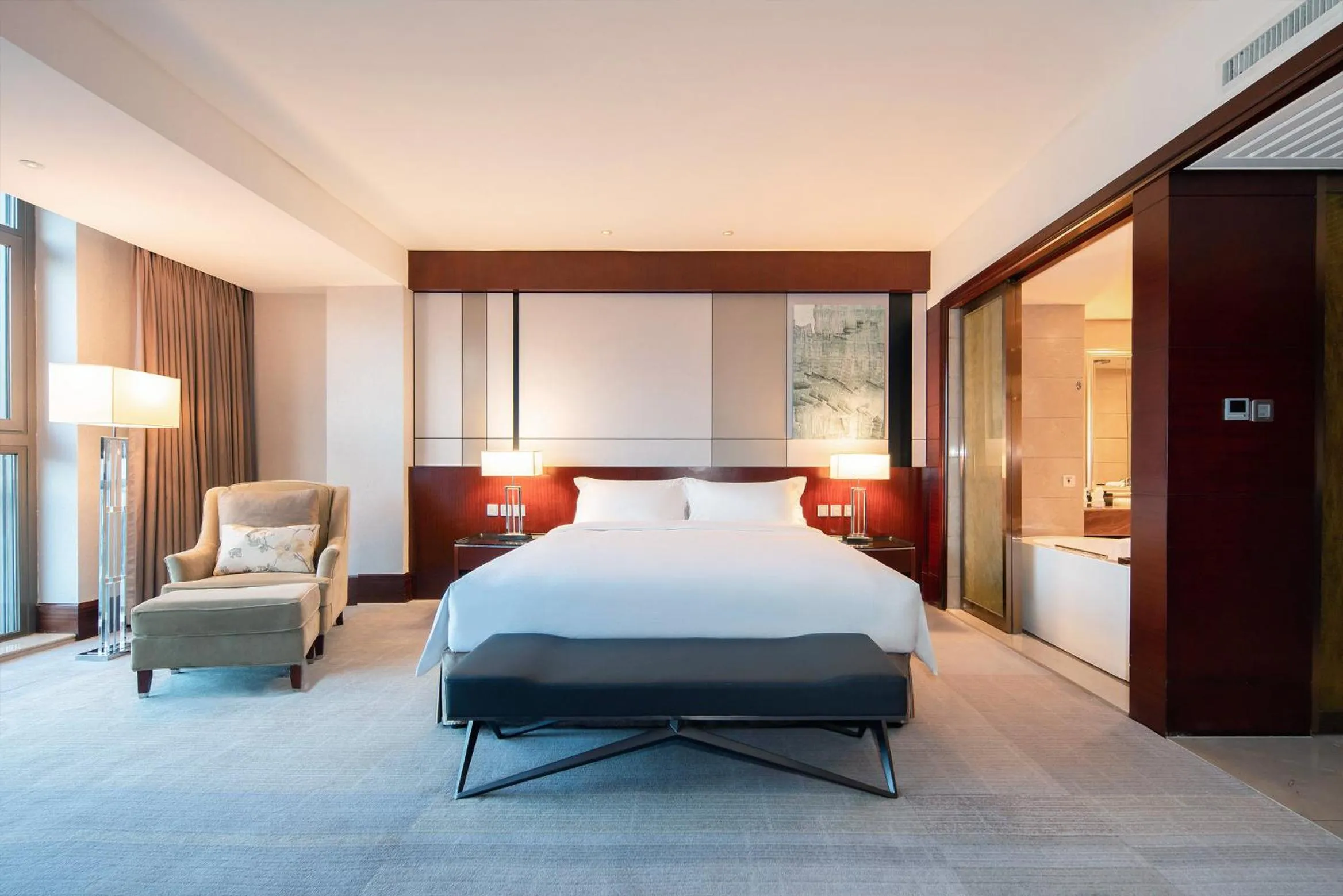 Bedroom, Bed in Marco Polo Jin Jiang