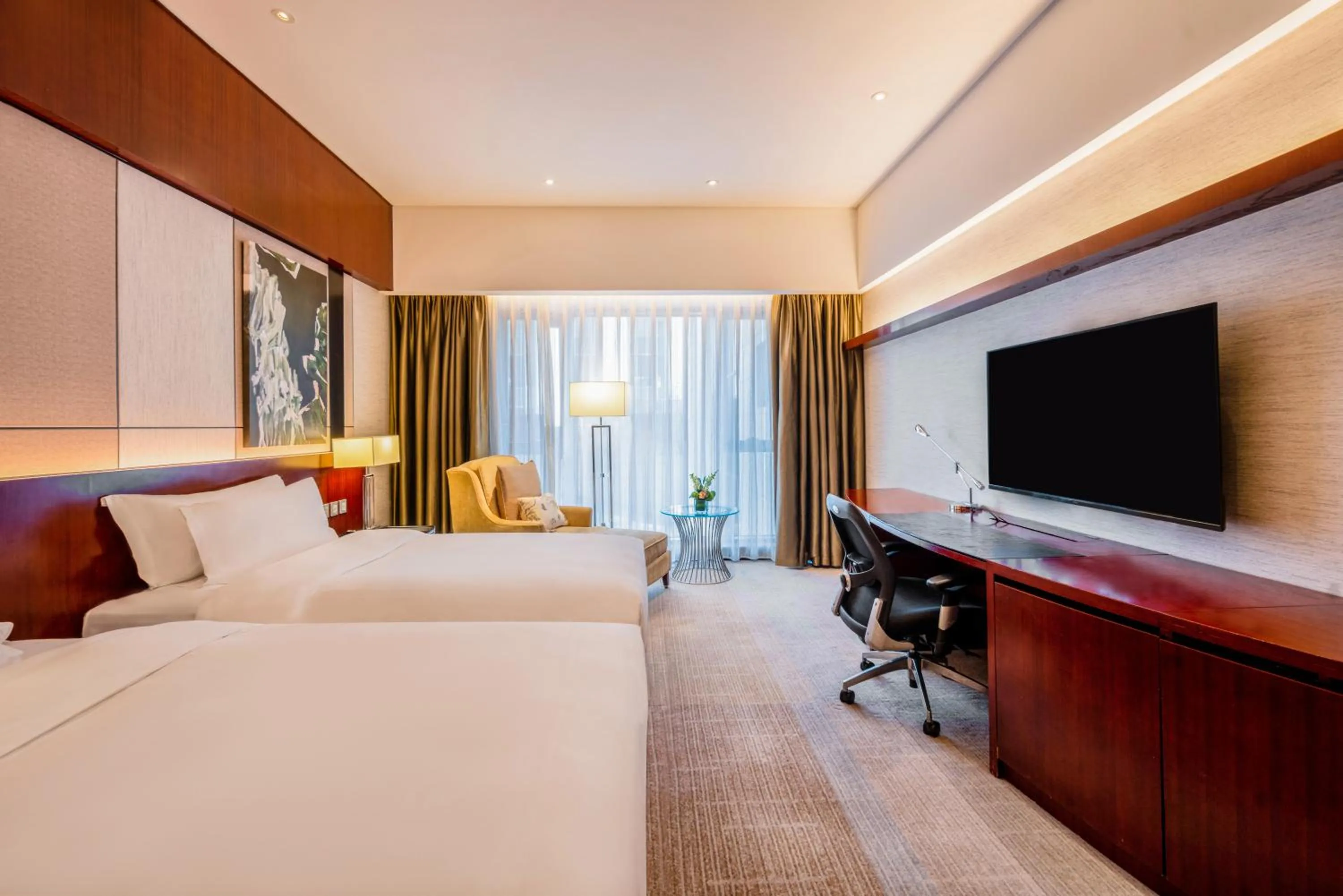 Bedroom, Bed in Marco Polo Jin Jiang