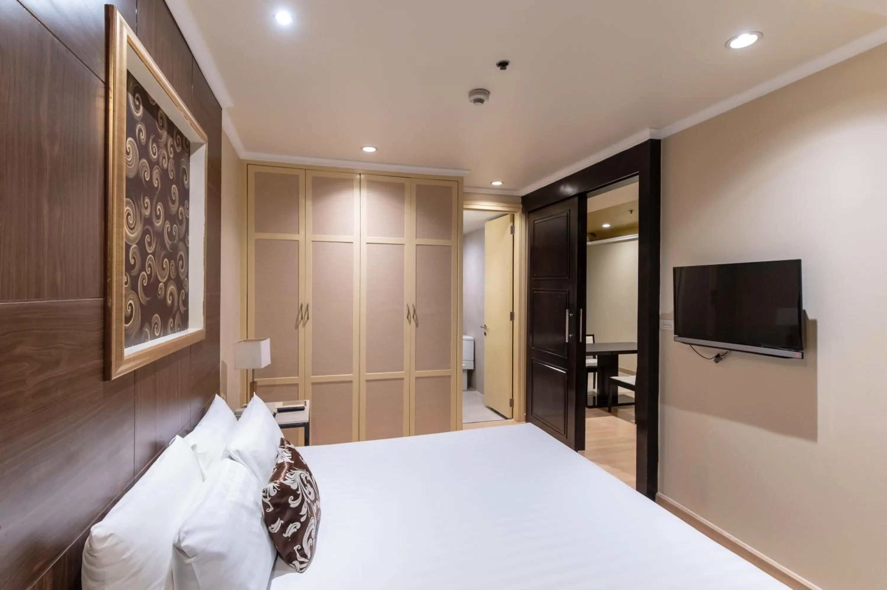 Bed in Admiral Premier Bangkok