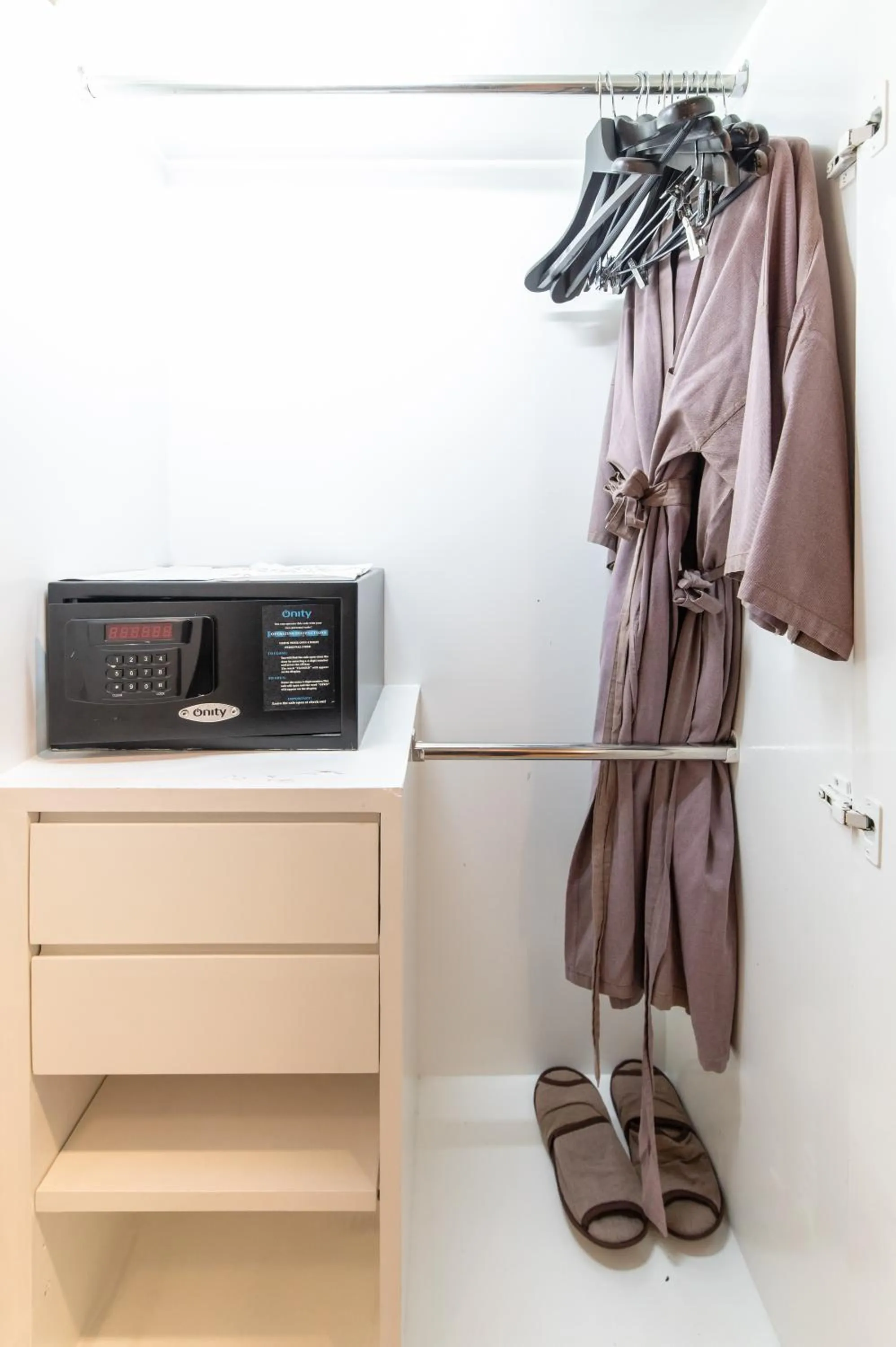 wardrobe in Admiral Premier Bangkok