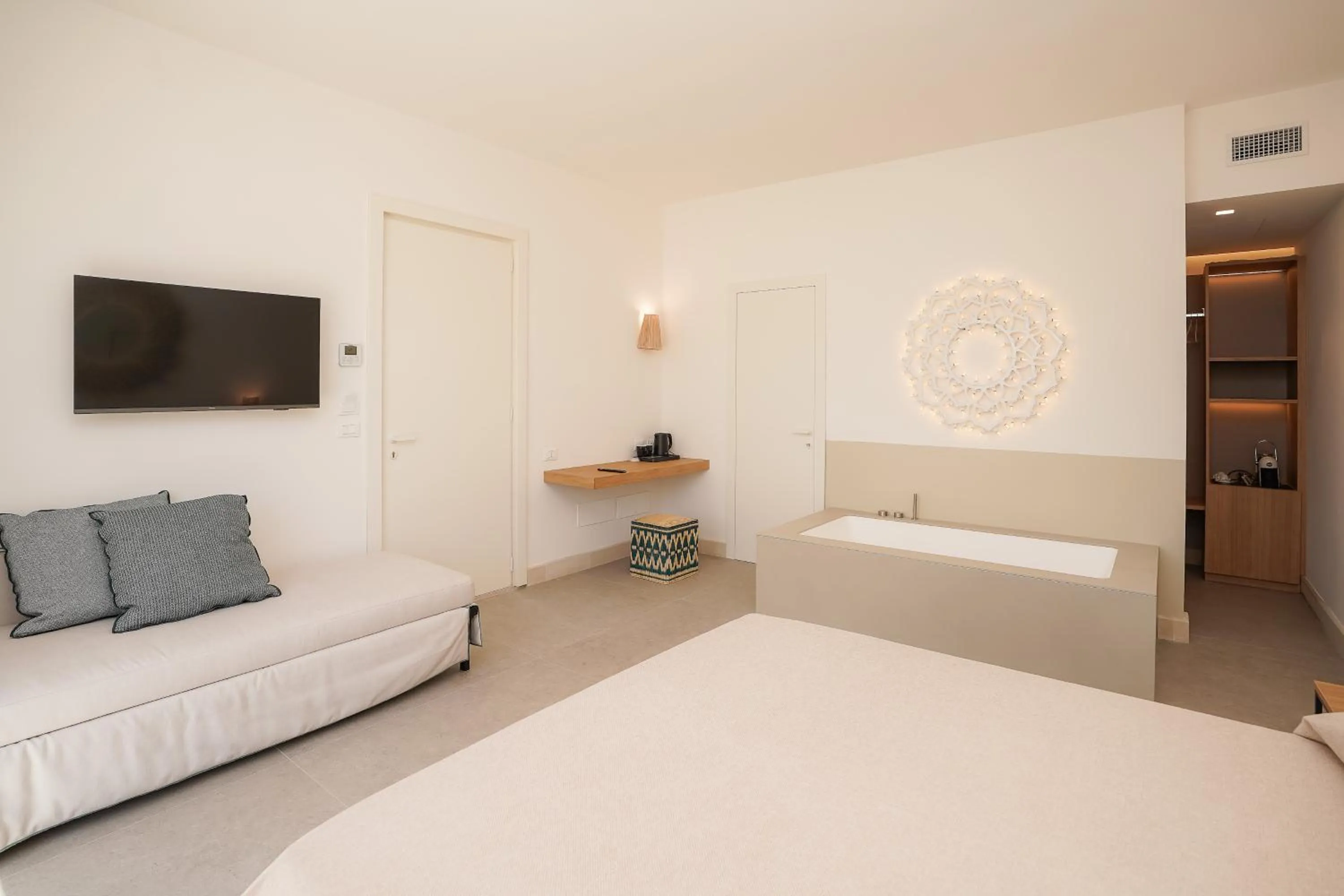 Photo of the whole room, Bed in Corte dei Melograni Hotel Resort