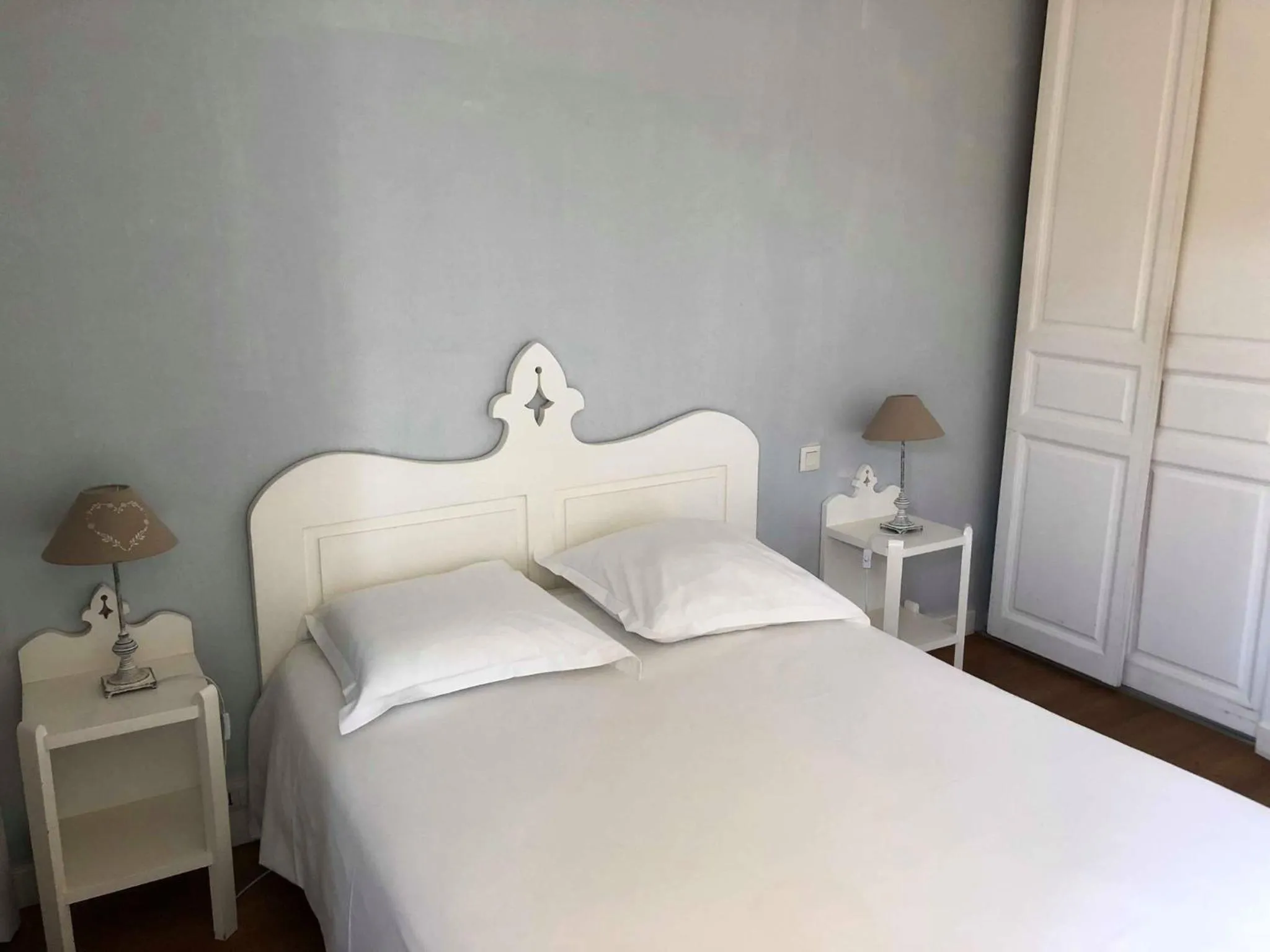 TV and multimedia, Bed in Le Pavillon Bleu