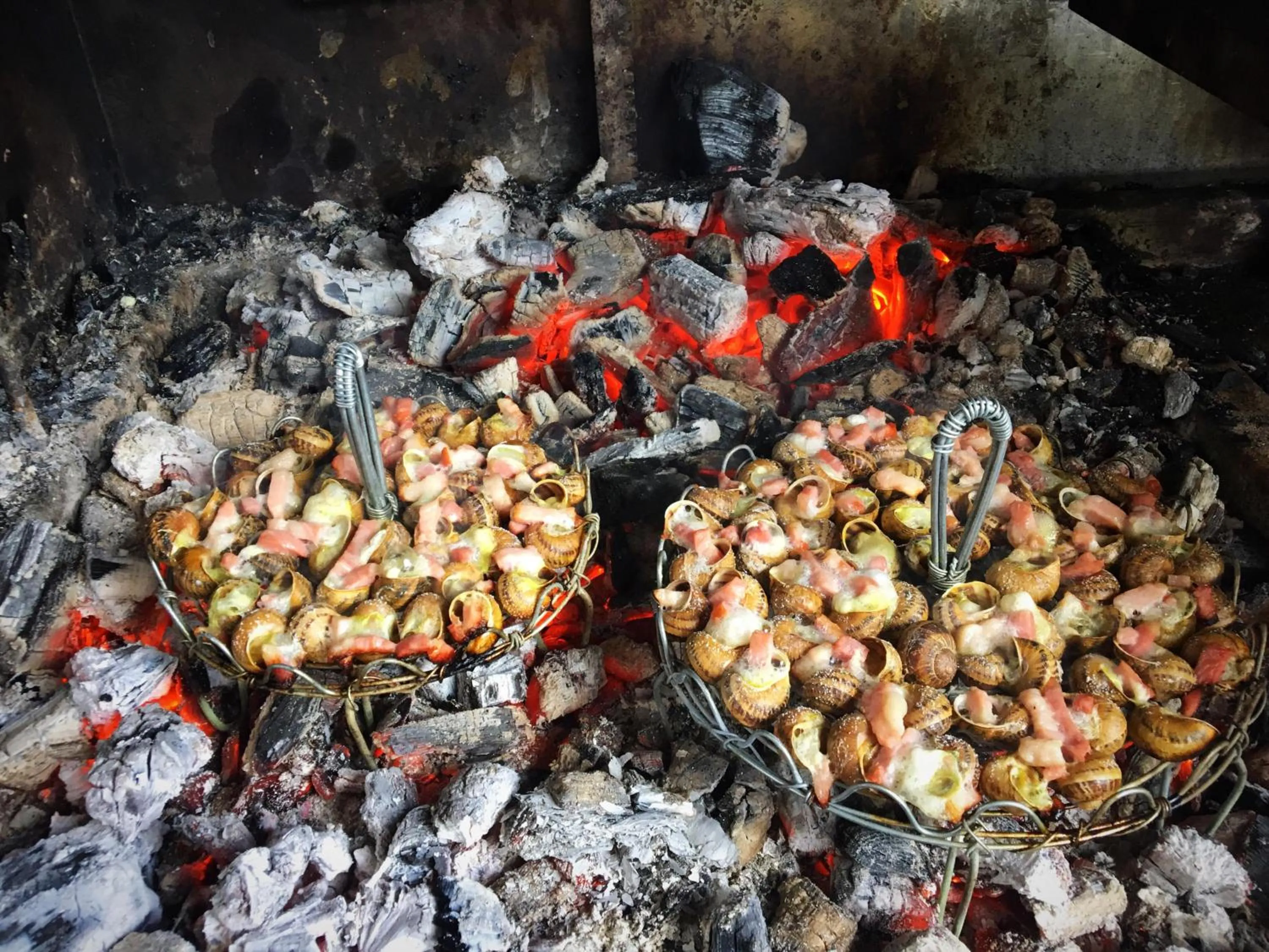 Restaurant/places to eat in Le Pavillon Bleu