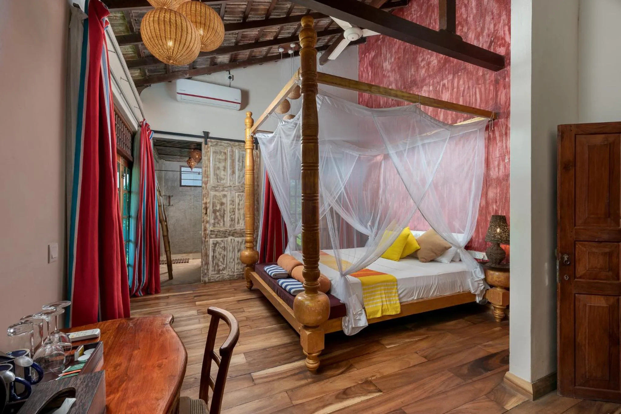 Bed in D Canal House