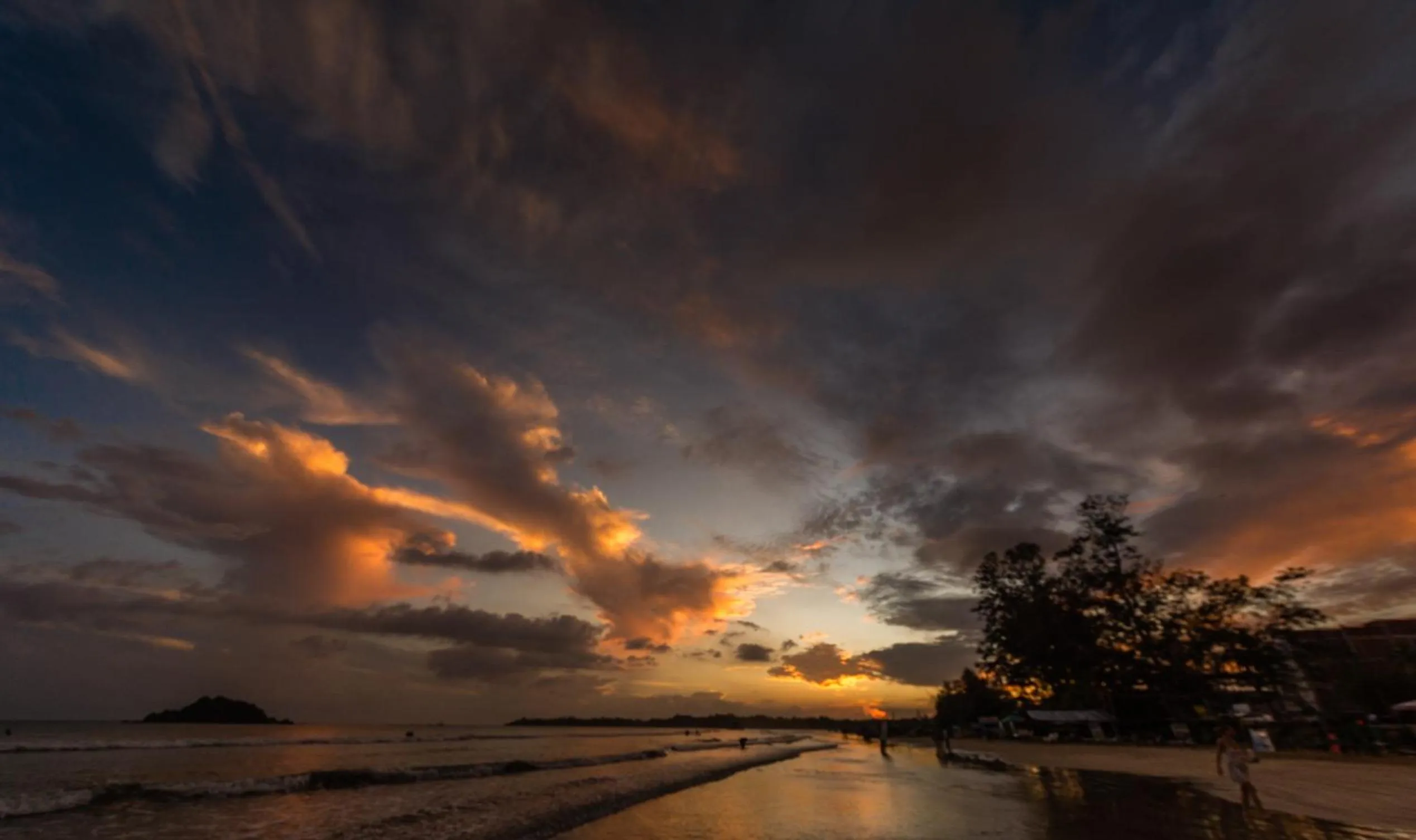 Nearby landmark in D Canal House