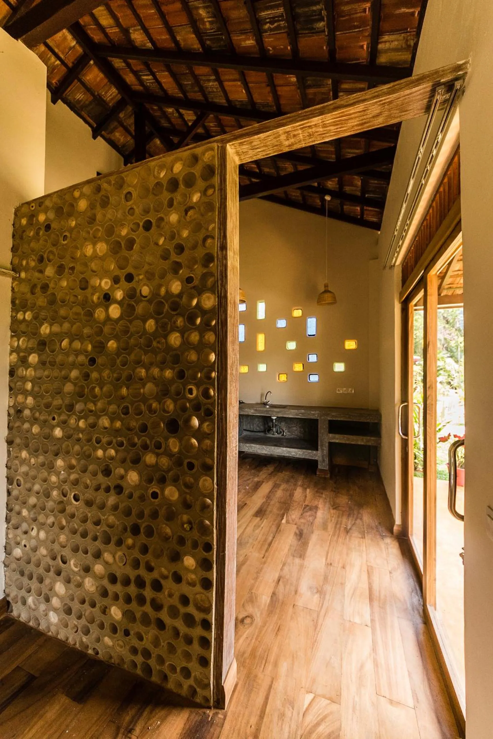 Kitchen or kitchenette in D Canal House