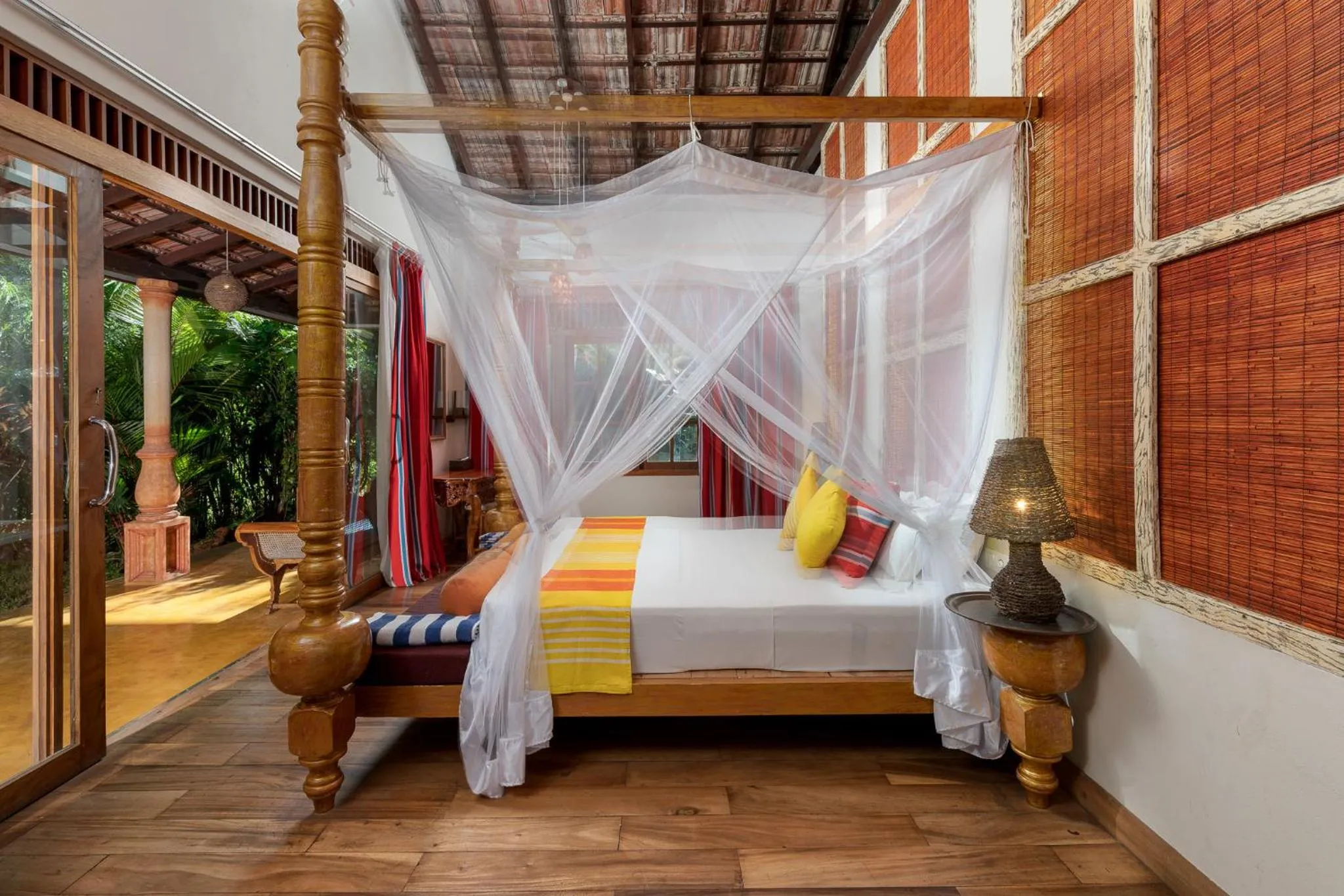 Bed in D Canal House