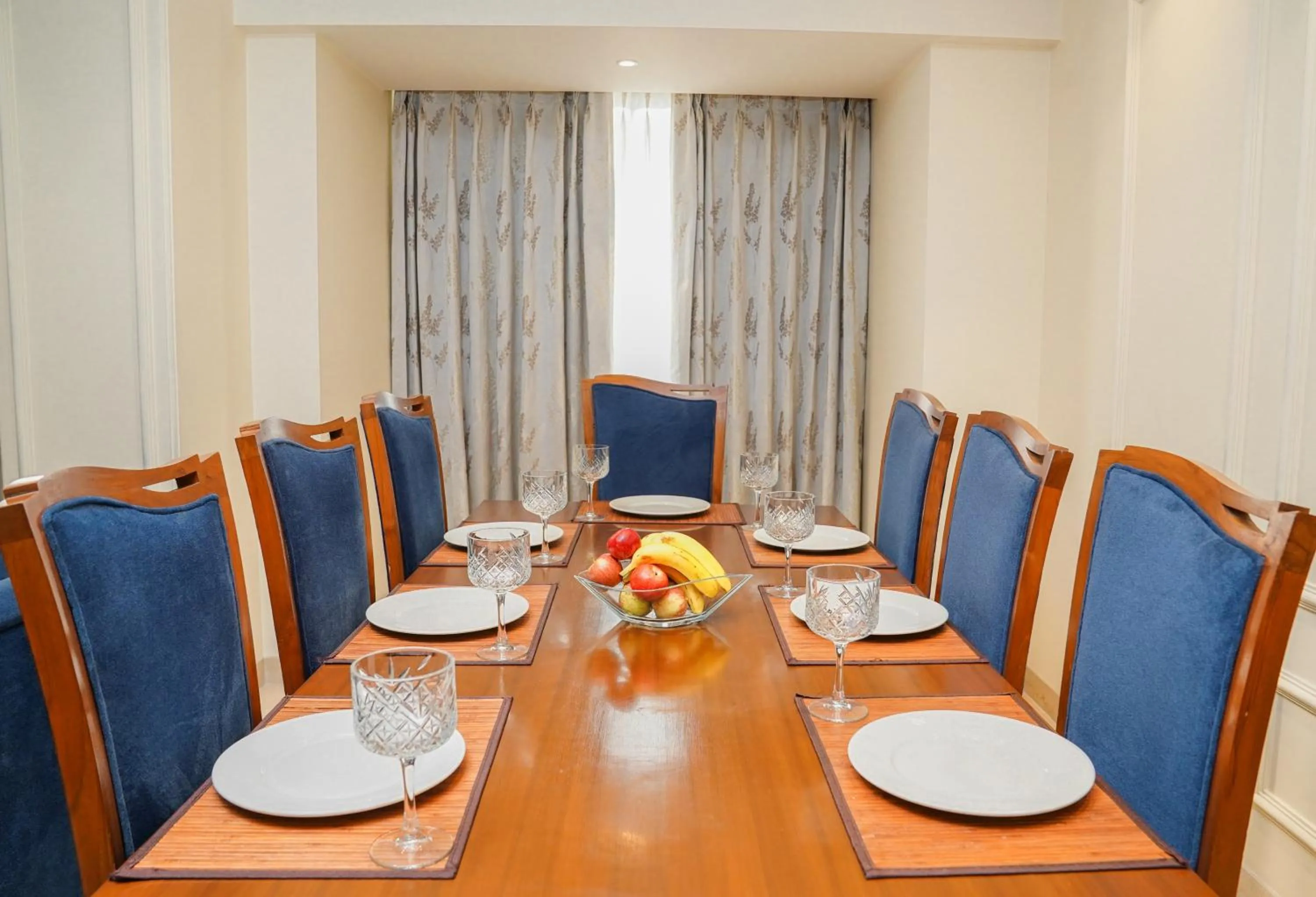 Dining area in Golden Sarovar Portico
