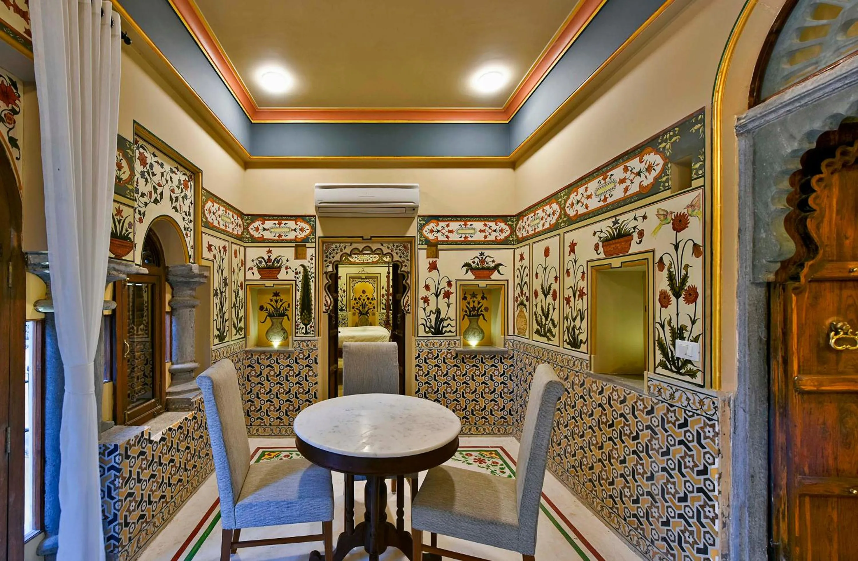 Living room in Gogunda Palace