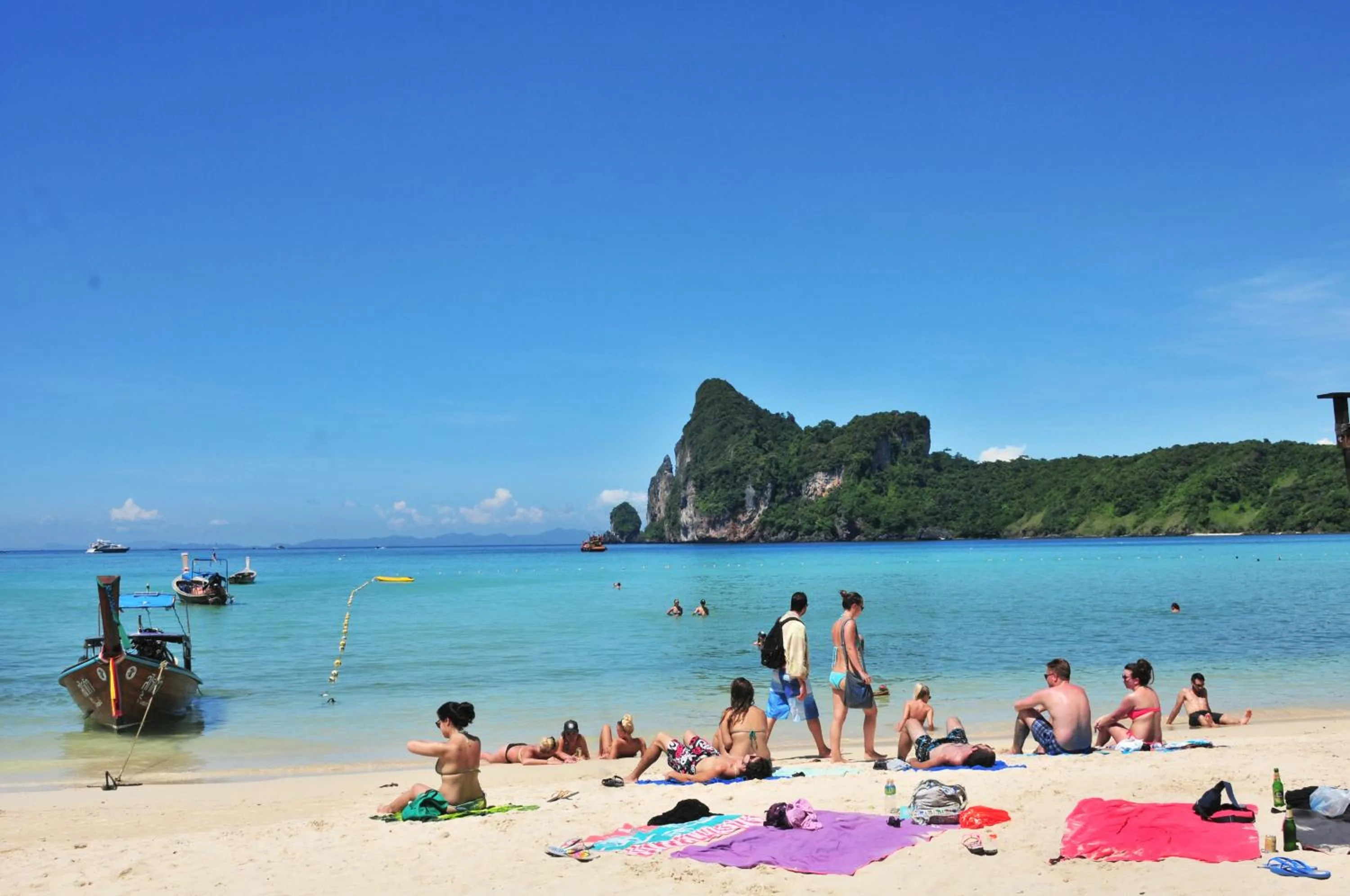 Day in Phi Phi Twin Palms Bungalow