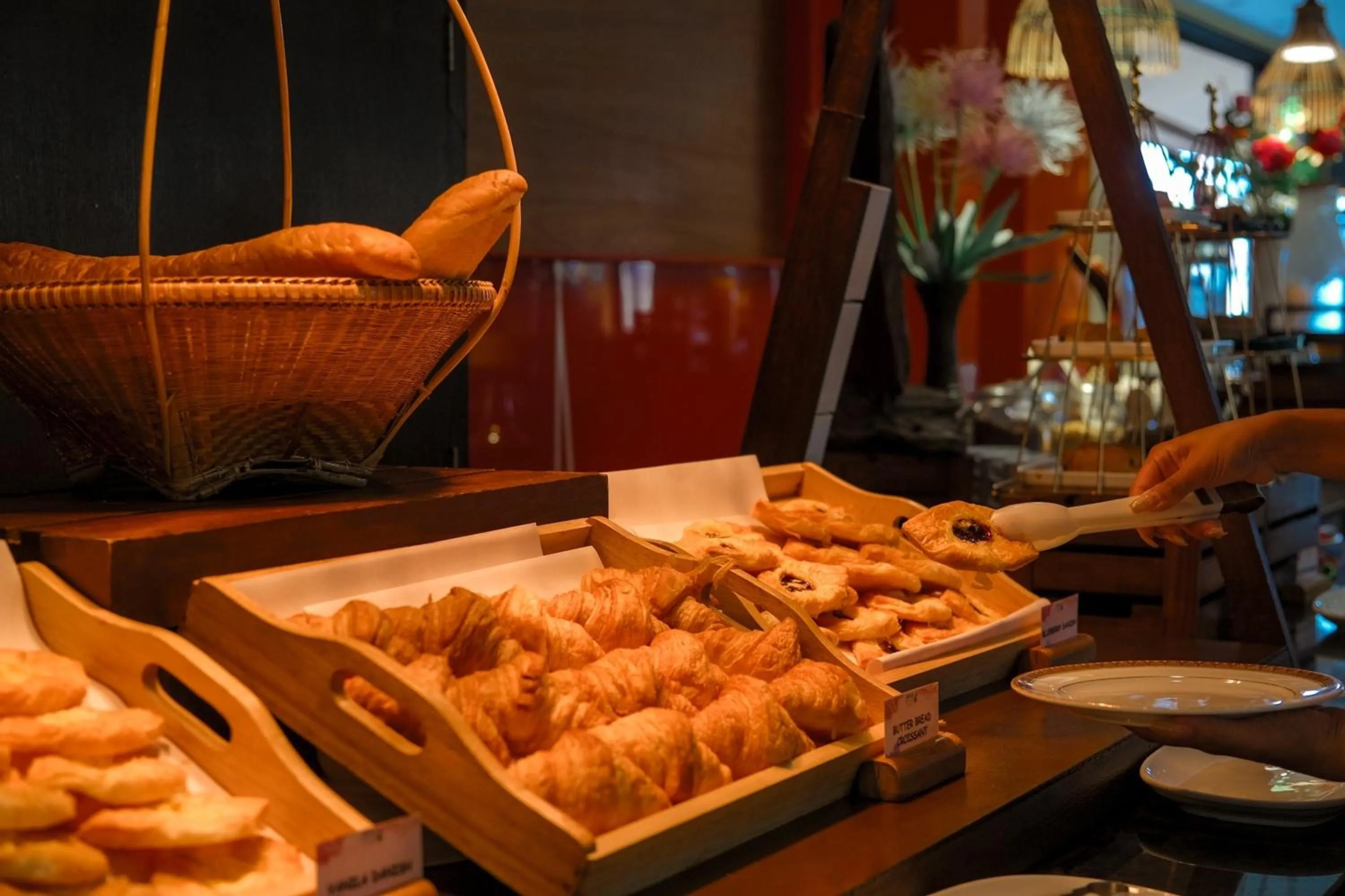 Restaurant/places to eat in Diamond Cottage Resort & Spa