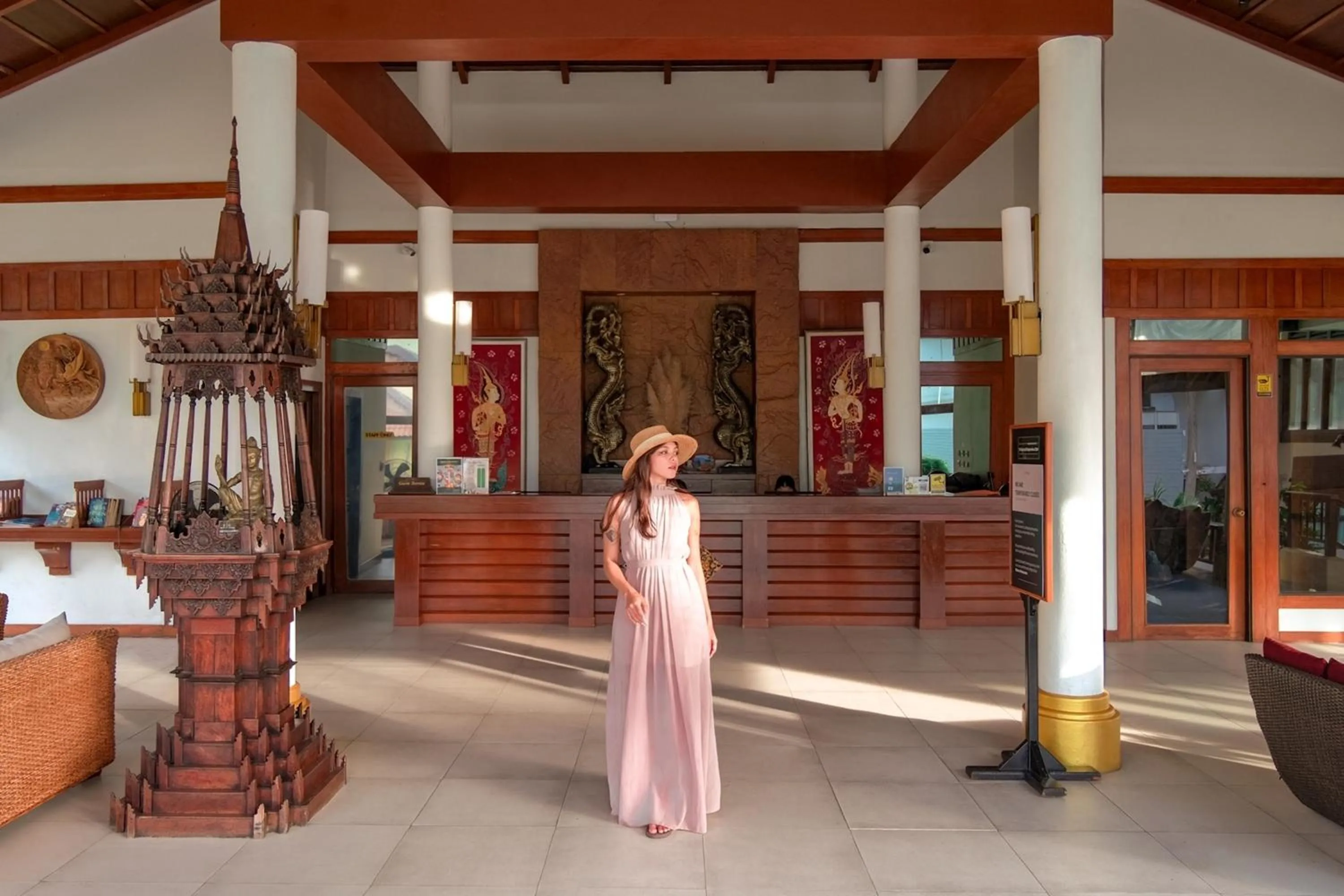 Lobby or reception in Diamond Cottage Resort & Spa