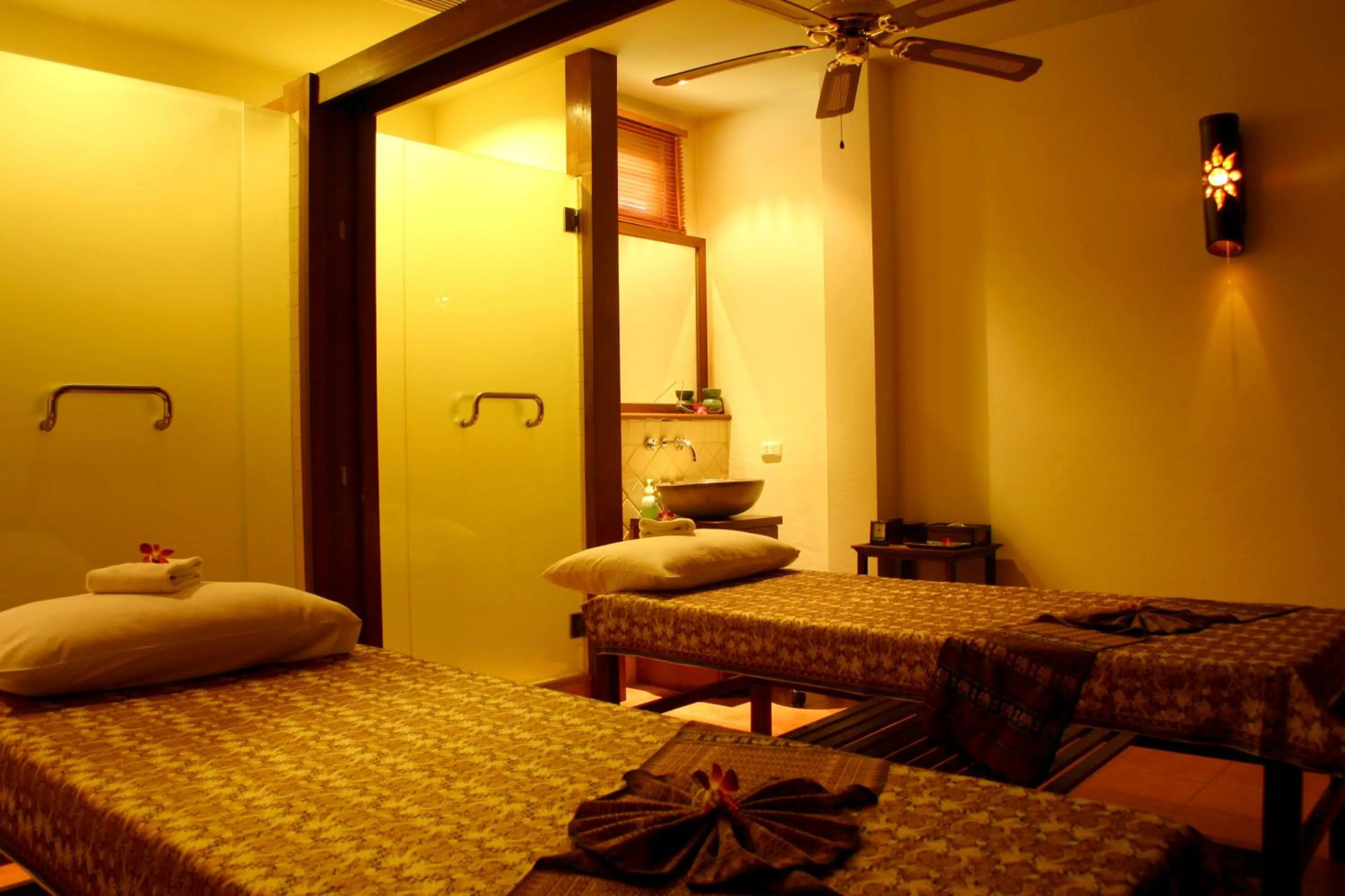 Spa and wellness centre/facilities, Bed in Diamond Cottage Resort & Spa