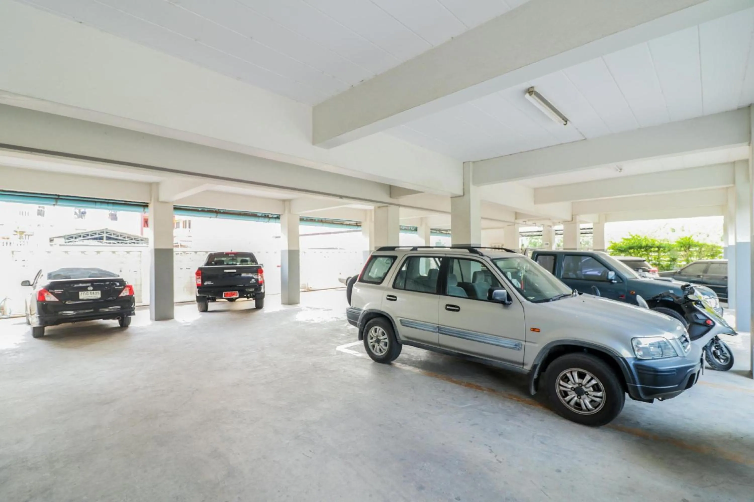 Parking in King One Suvarnabhumi