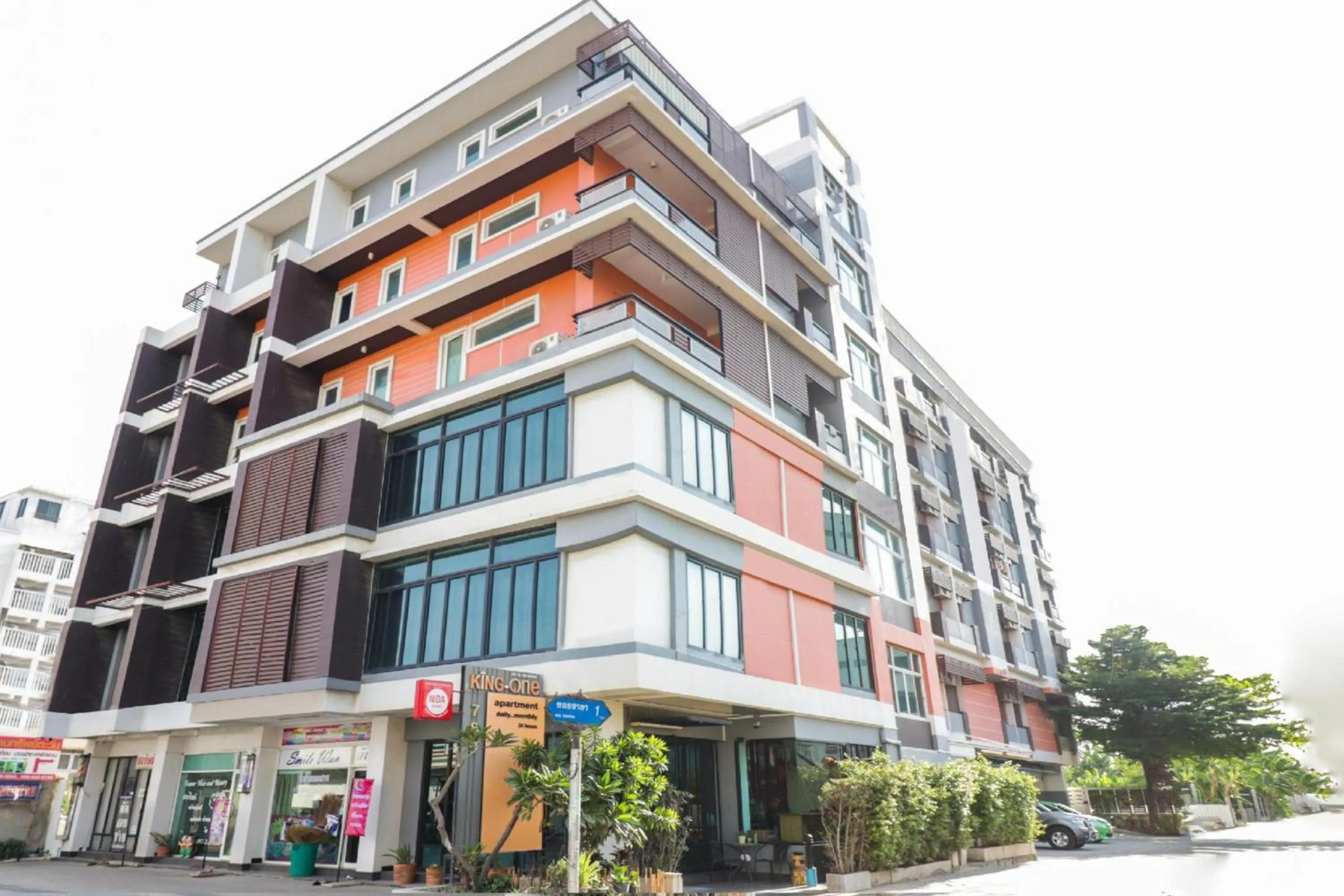 Neighbourhood in King One Suvarnabhumi