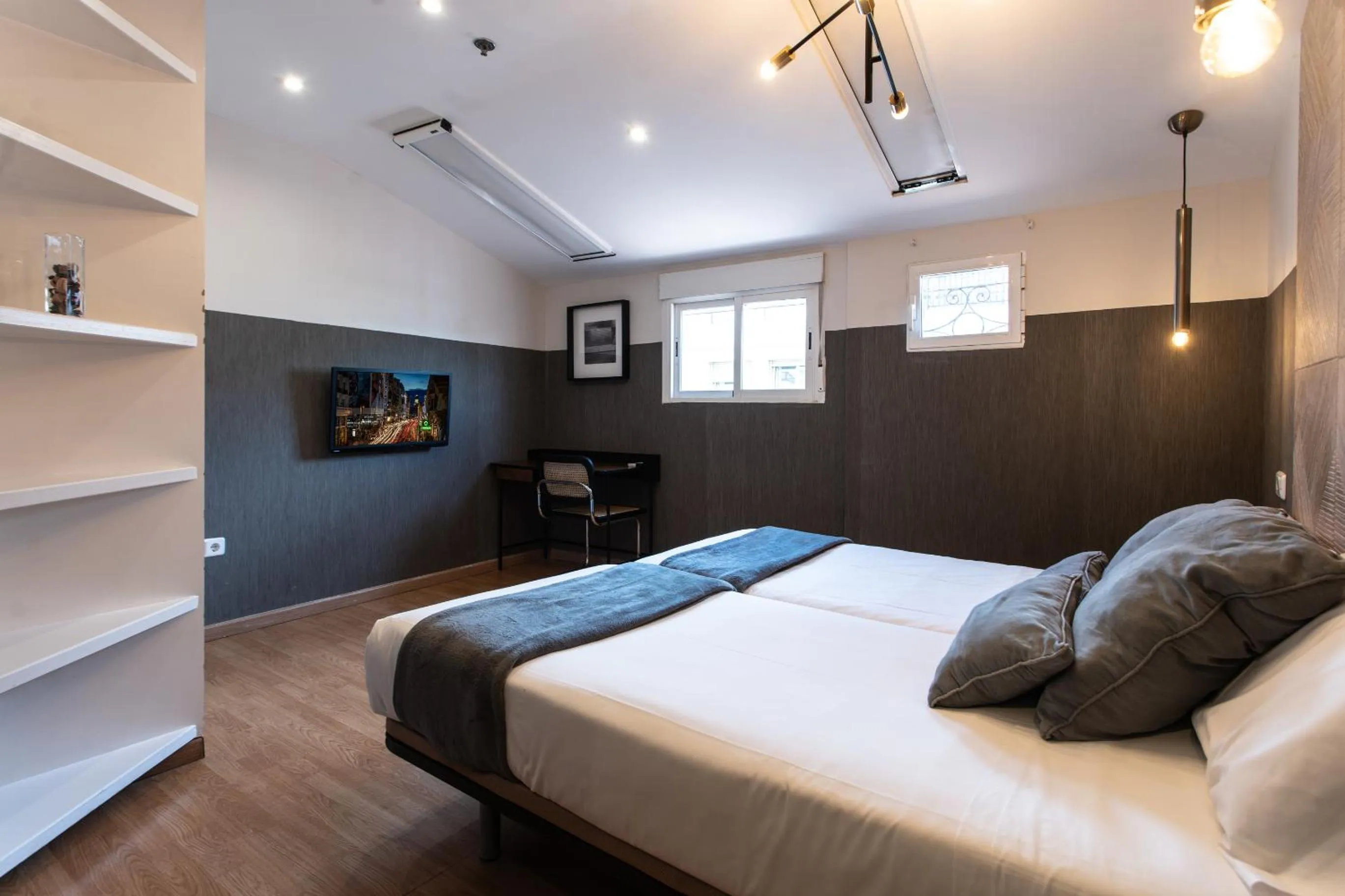 Bed in SUITES YOU Zinc