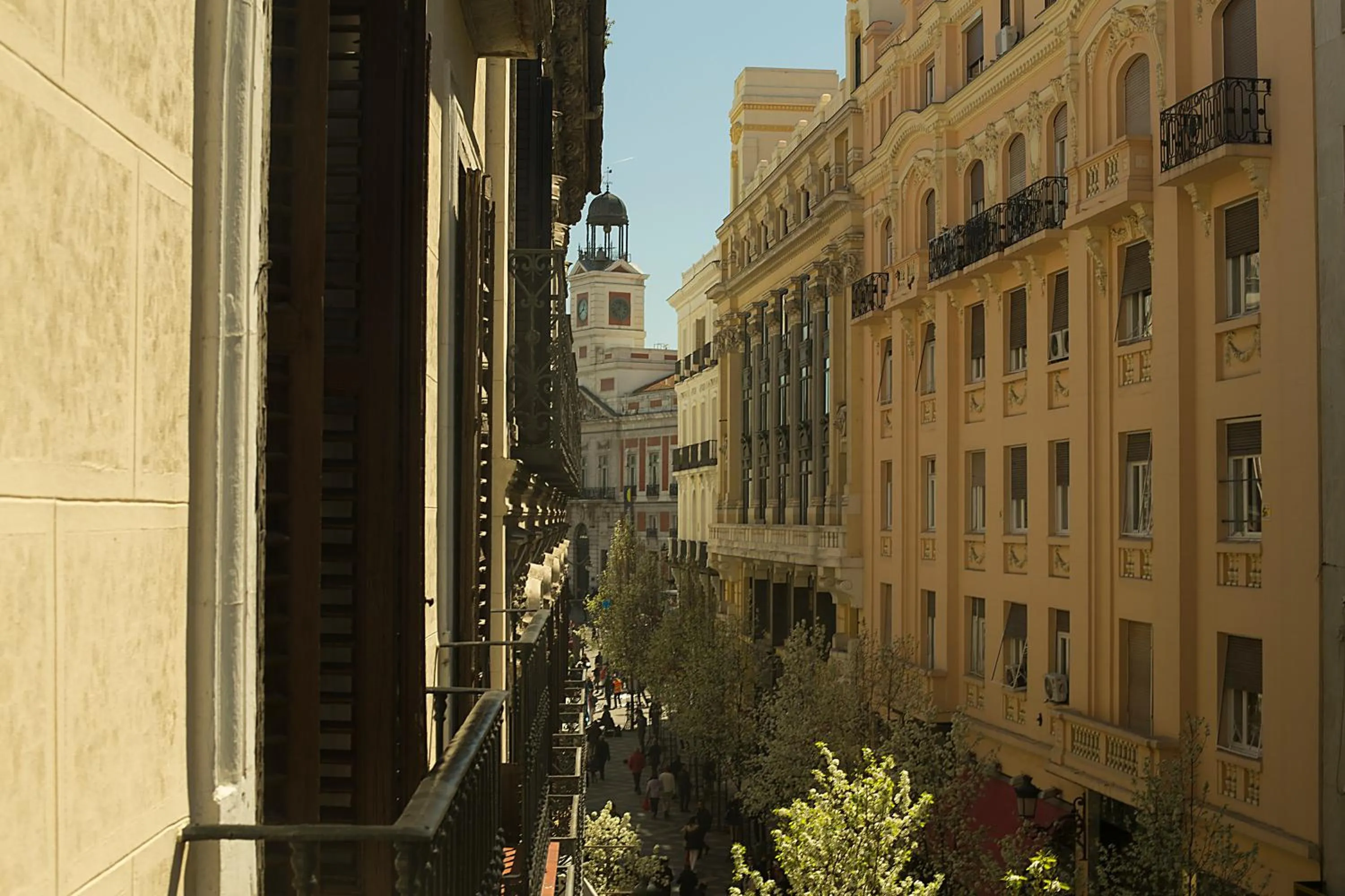 Landmark view in SUITES YOU Zinc