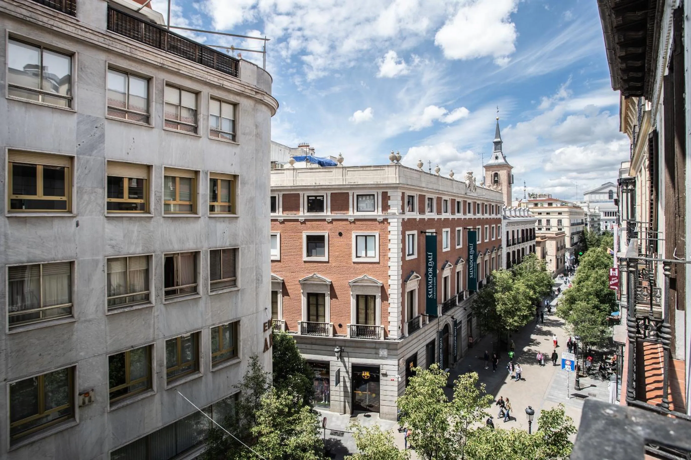 City view in SUITES YOU Zinc