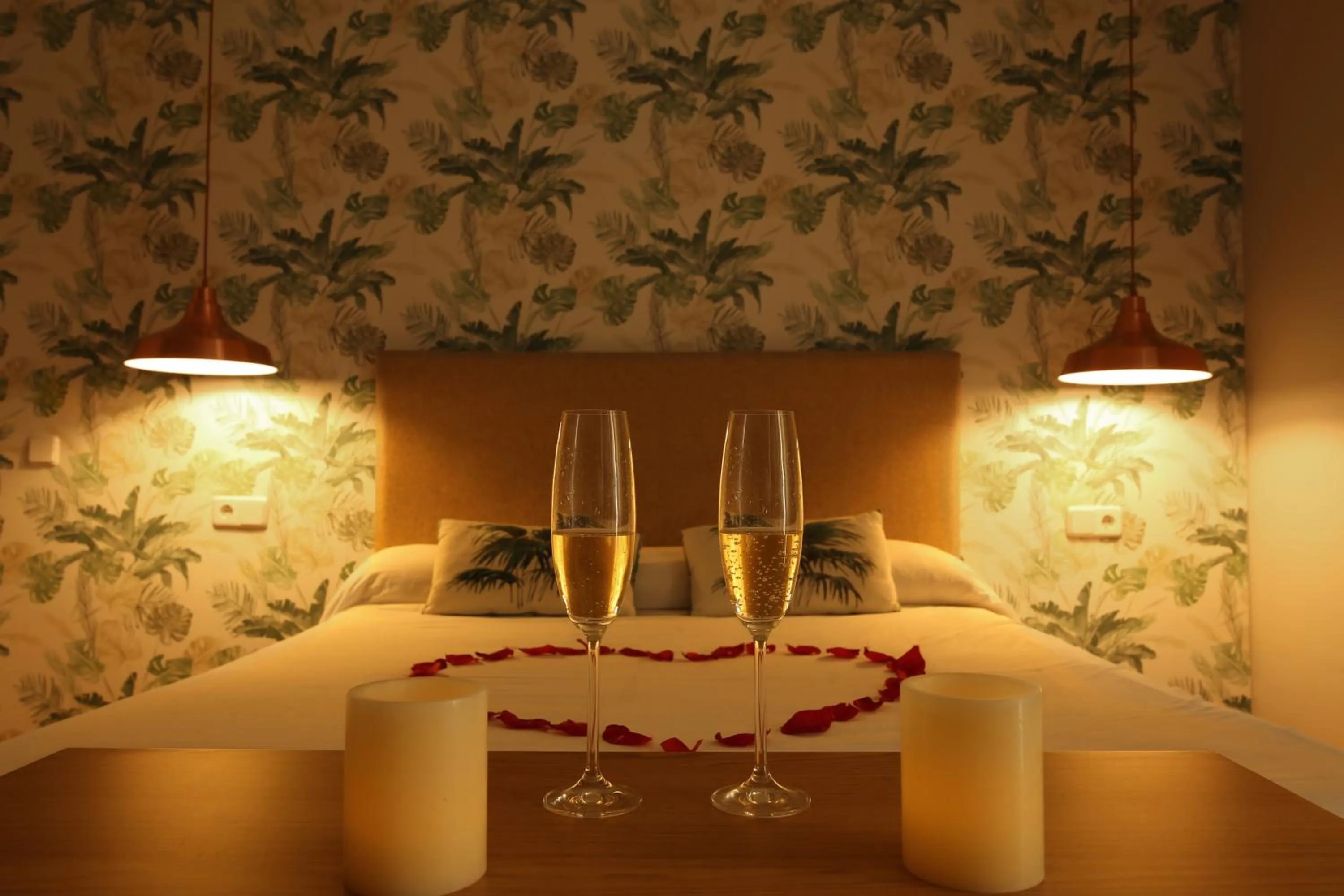 Decorative detail in SUITES YOU Zinc