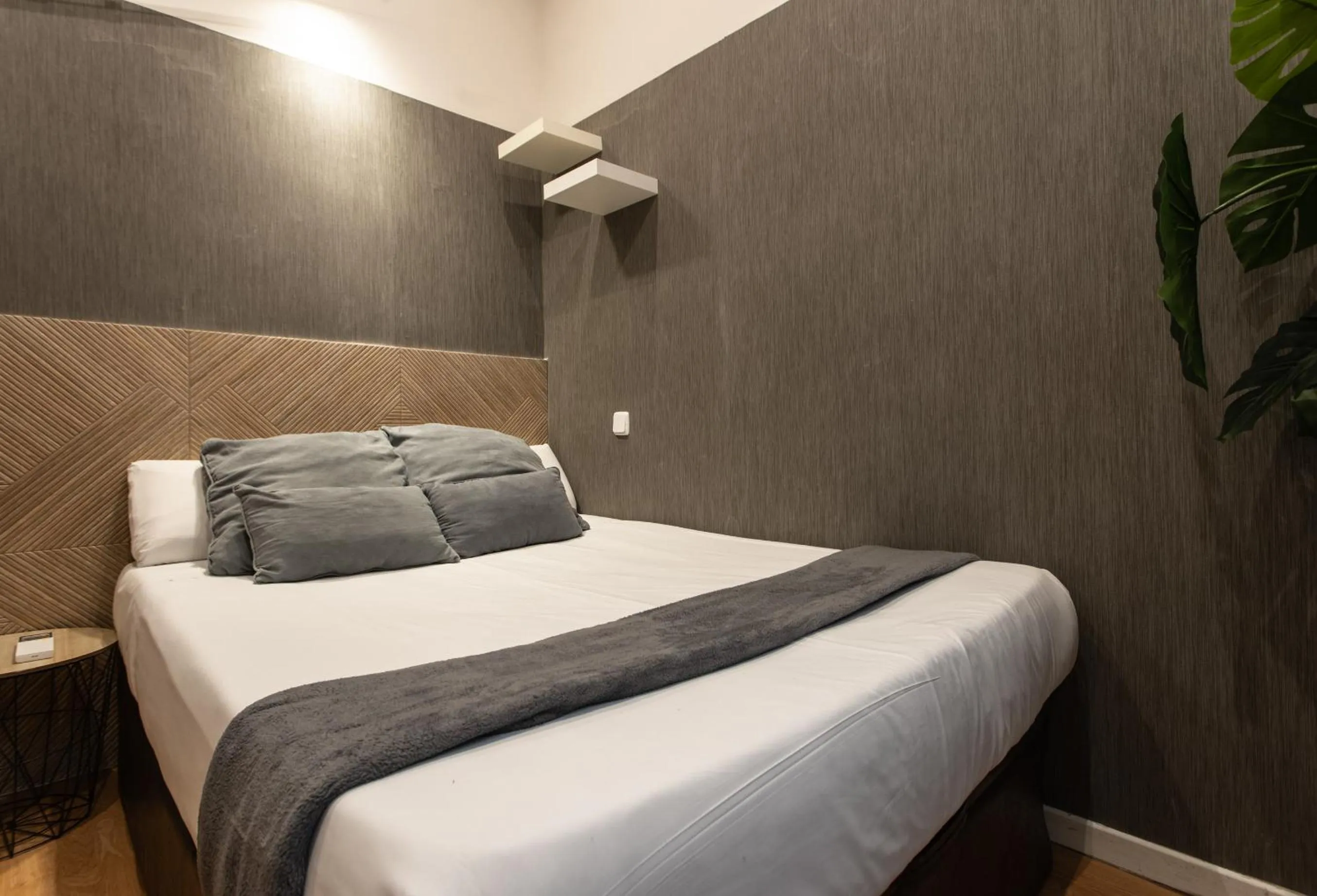 Bed in SUITES YOU Zinc