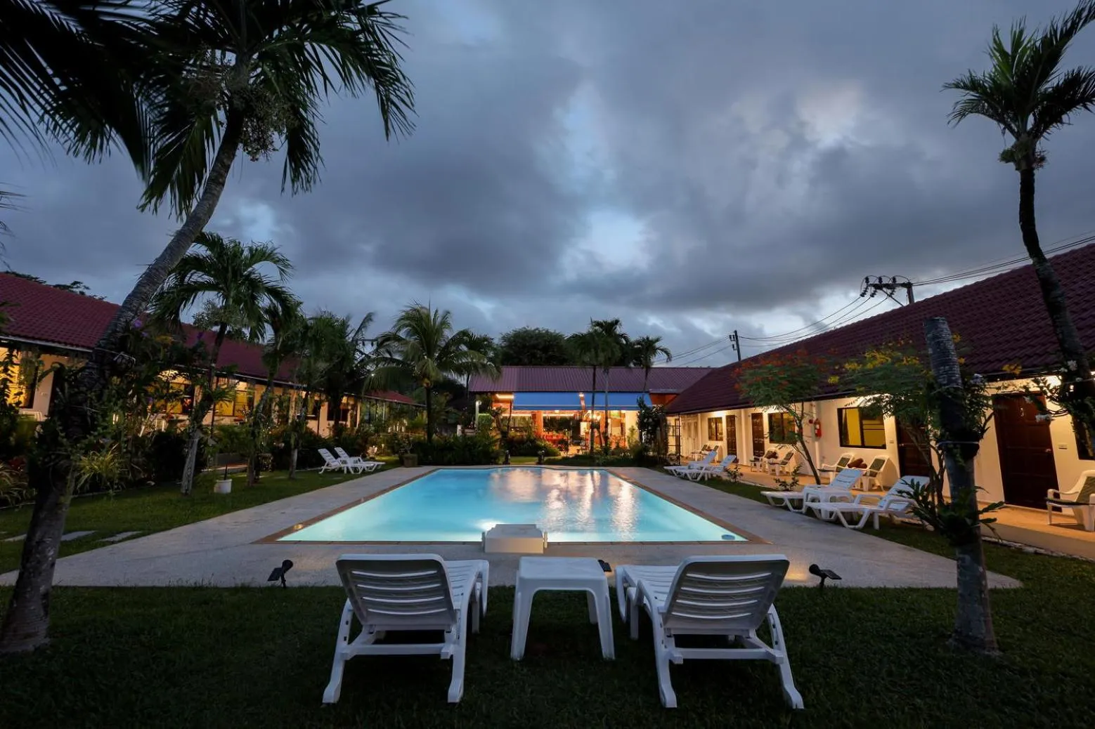 Swimming pool in The Golddiggers Resort