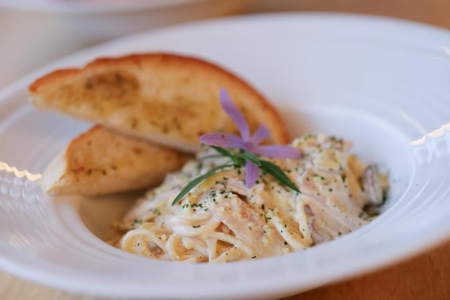 Food in The Golddiggers Resort