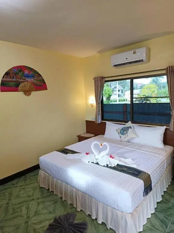 Deluxe King Room in The Gold-Digger's Resort Deluxe King Room in The Gold-Digger's Resort