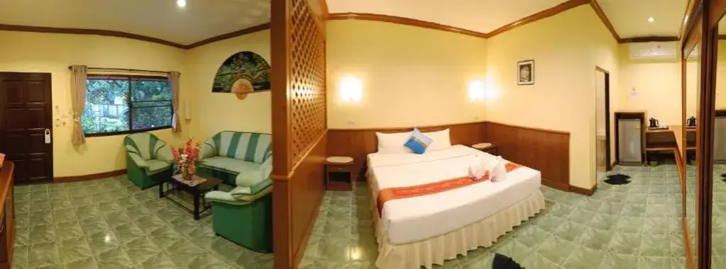 King Suite in The Gold-Digger's Resort King Suite in The Gold-Digger's Resort