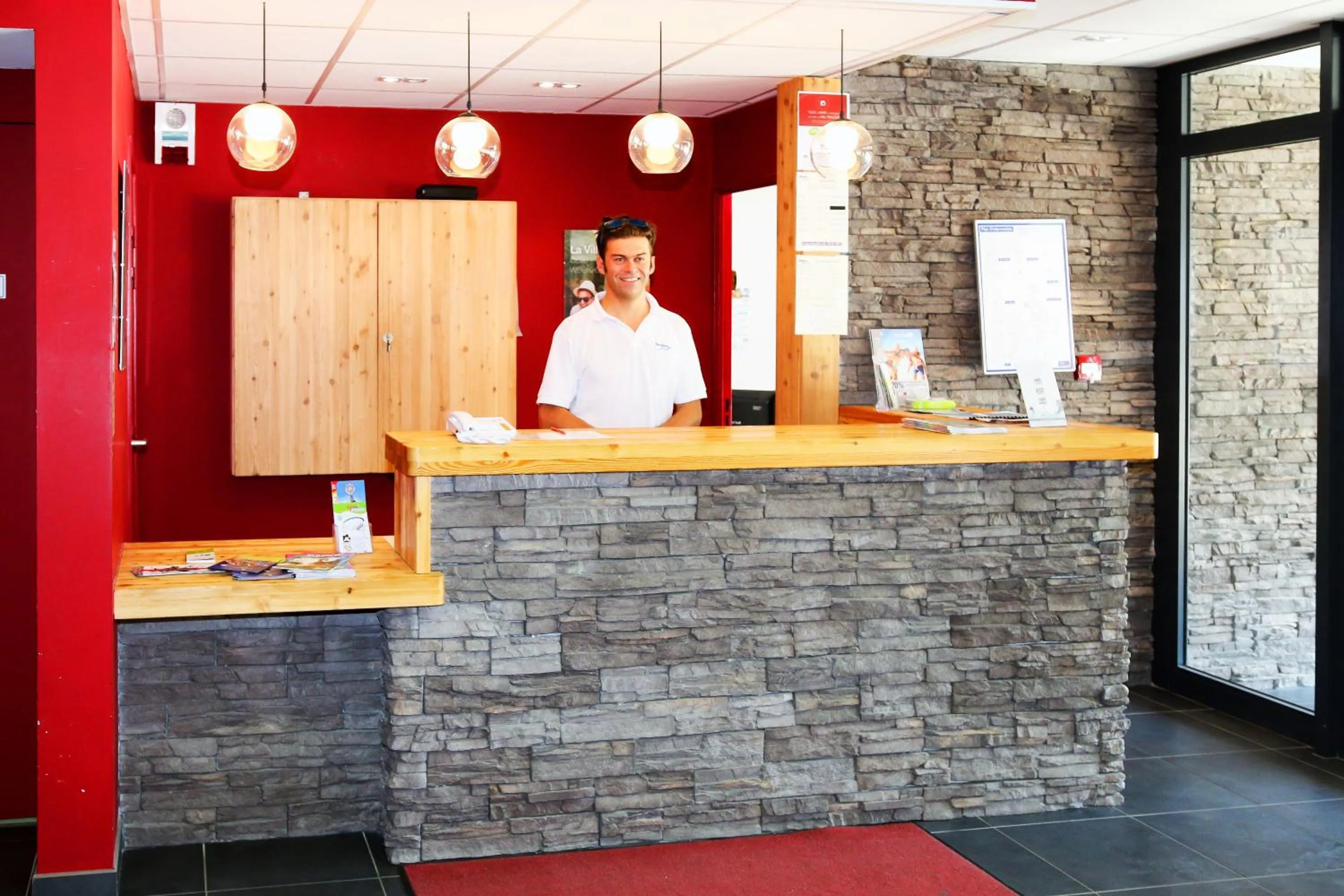 Lobby or reception in Résidence Néméa L'Aigle Bleu