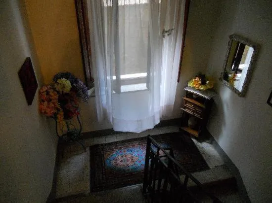 Decorative detail in Albergo Ristorante Guidi